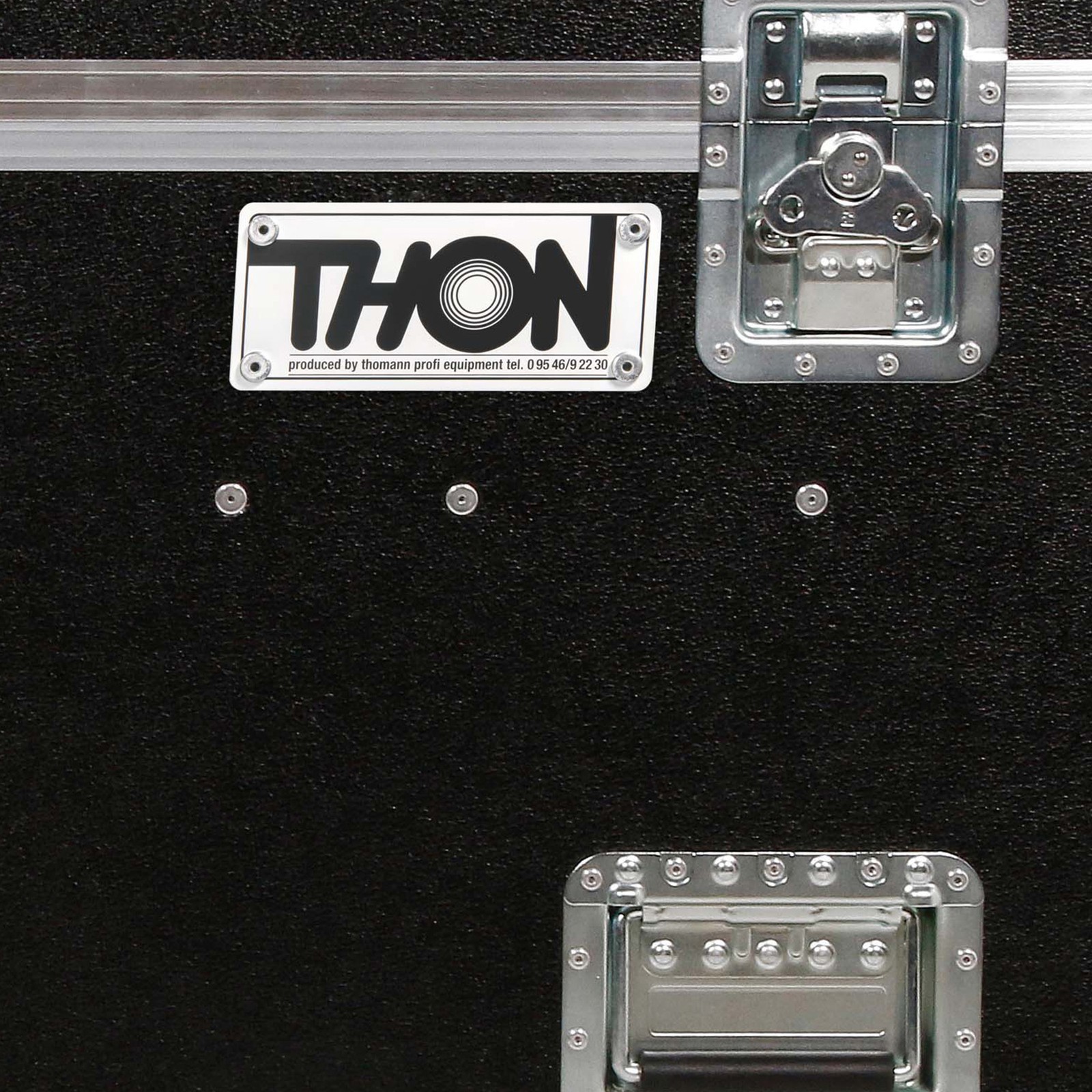 Thon Multiflex Roadcase 120, Logo