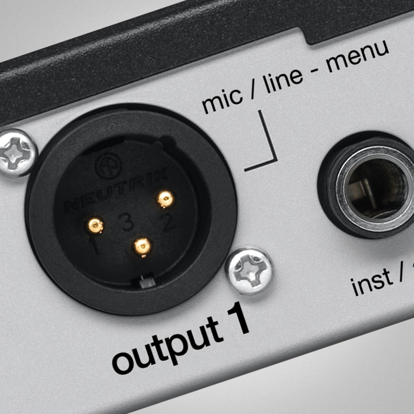 Shure SLXD4DE J53, Detail Rückseite