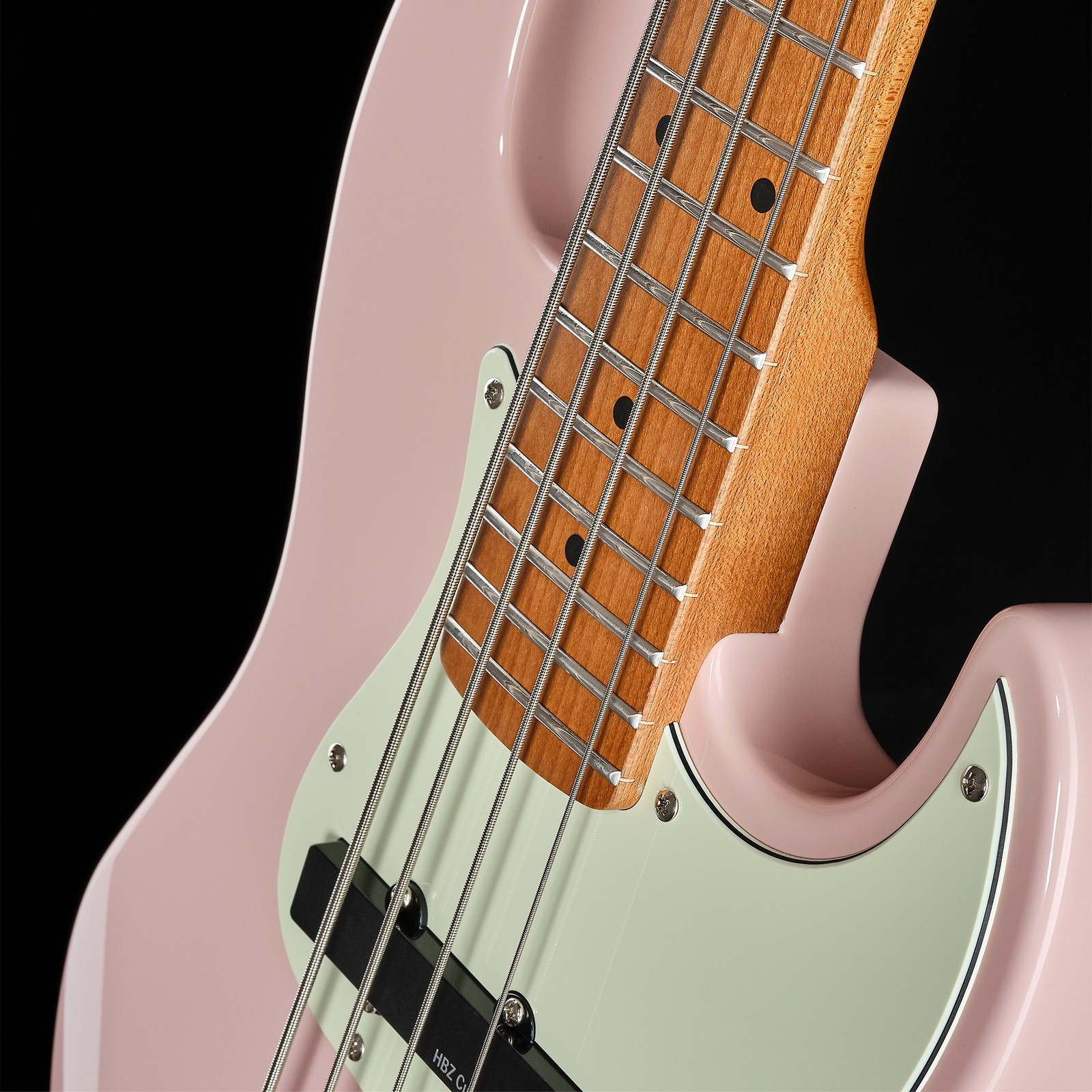 Decke der Harley Benton JB-62CC Mini SP