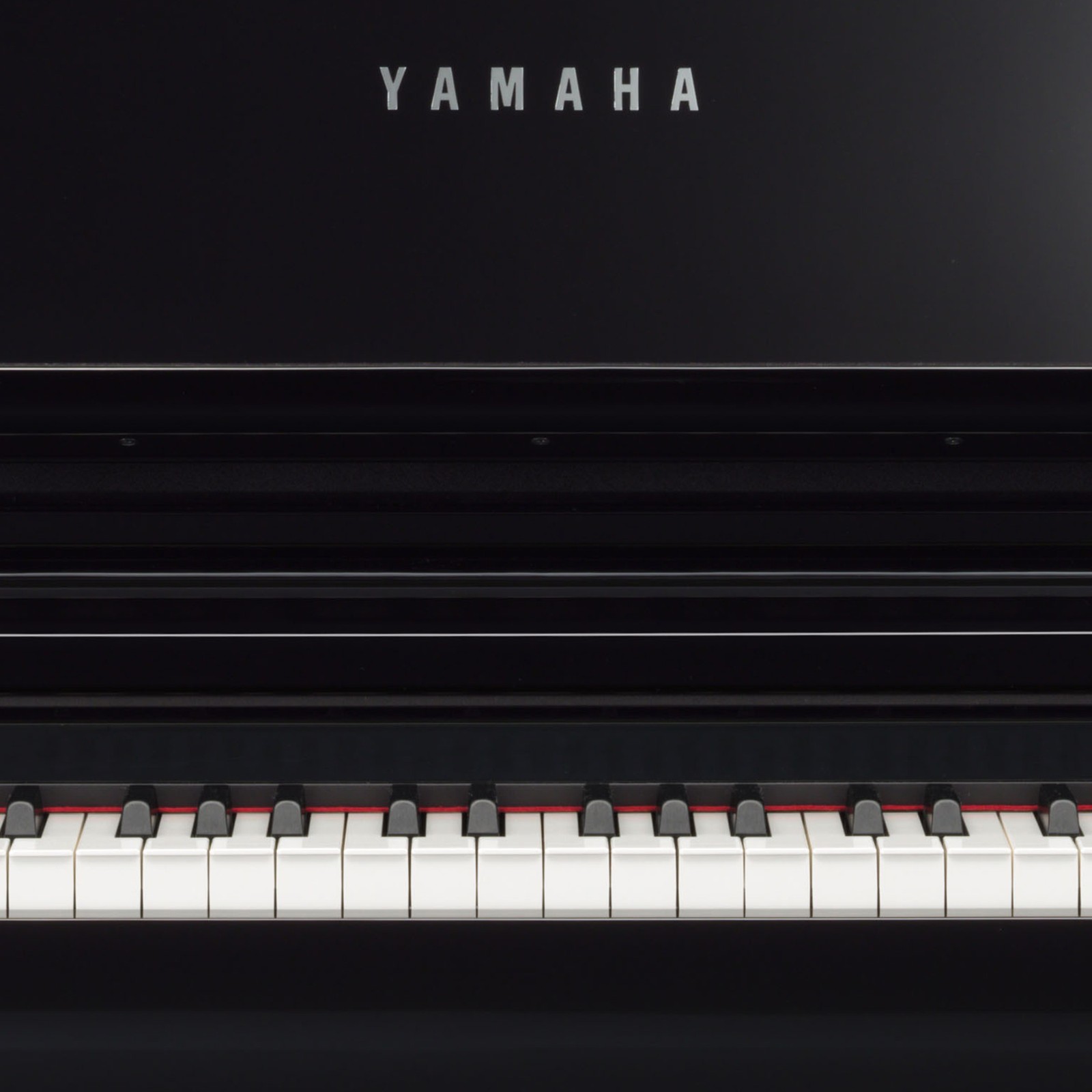 Yamaha CSP-275 PE, Logo auf dem Digitalpiano