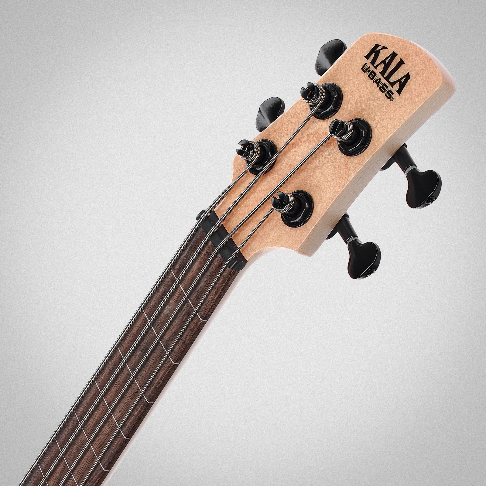 Kopfplatte der Kala U-Bass Solid Body 4 TB FL Fretless E-Bass Ukulele