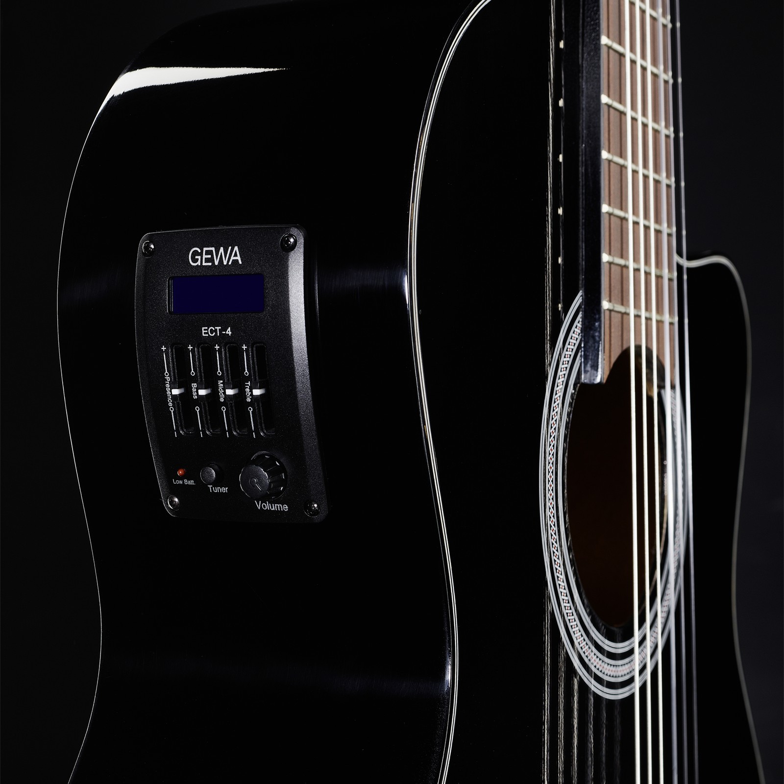 Konzertgitarre mit Tonabnehmer