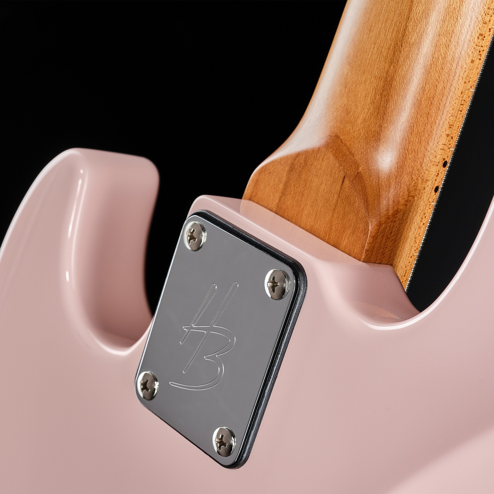 Rückseite der Harley Benton JB-62CC Mini SP