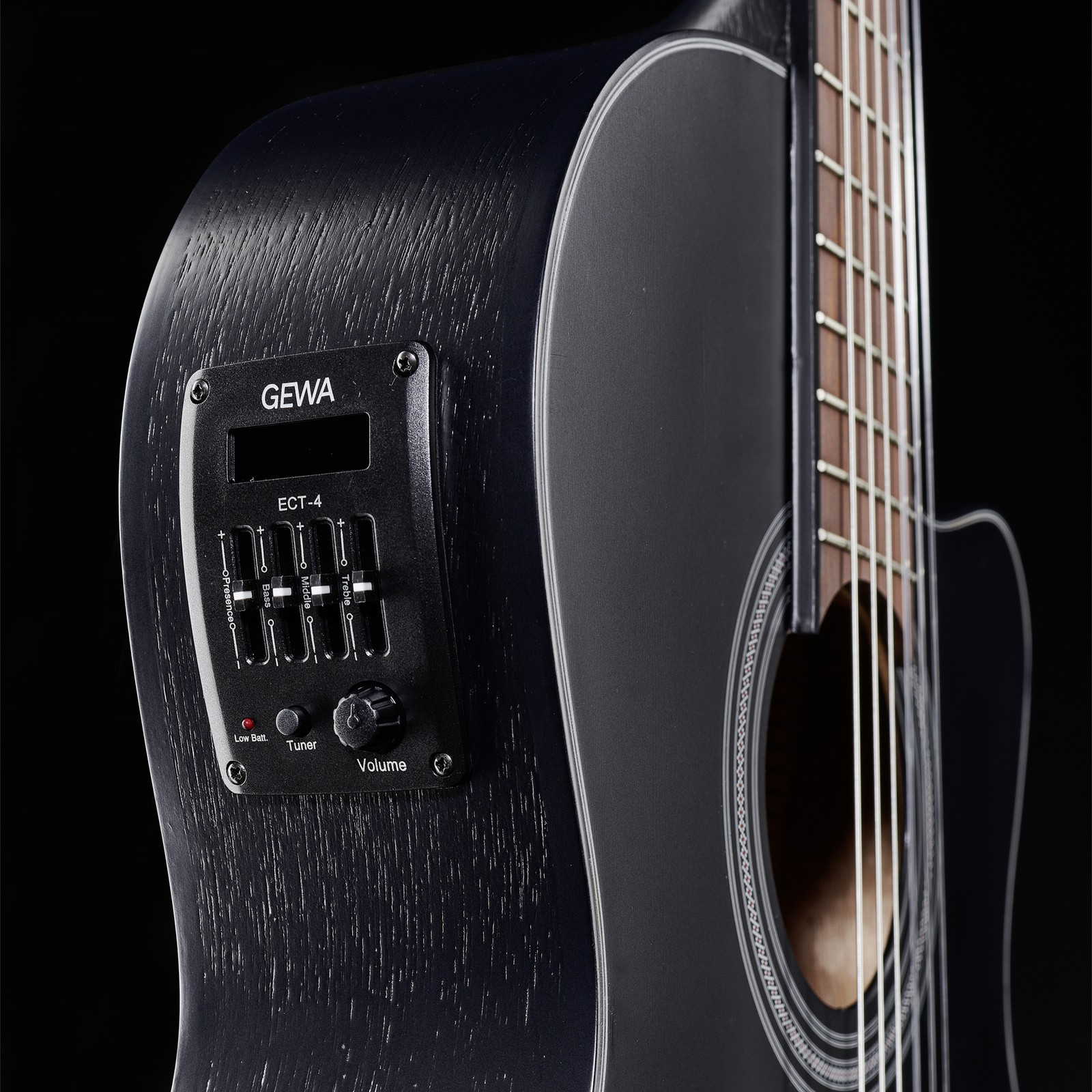 Konzertgitarre mit Tonabnehmer