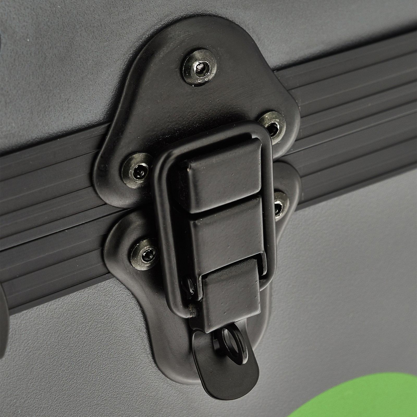 Detail des Verschlusses des Fun Generation Eco Wood Case 1