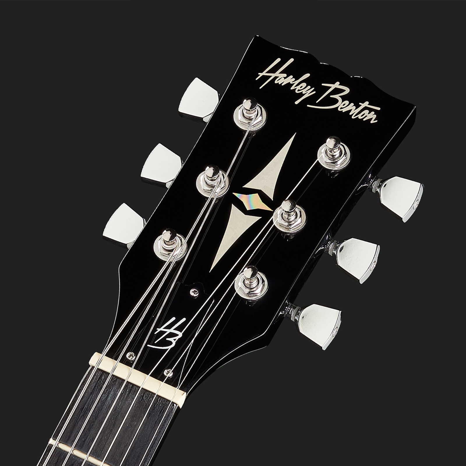 Kopfplatte der Harley Benton DC-200 BK Student Series E-Gitarre