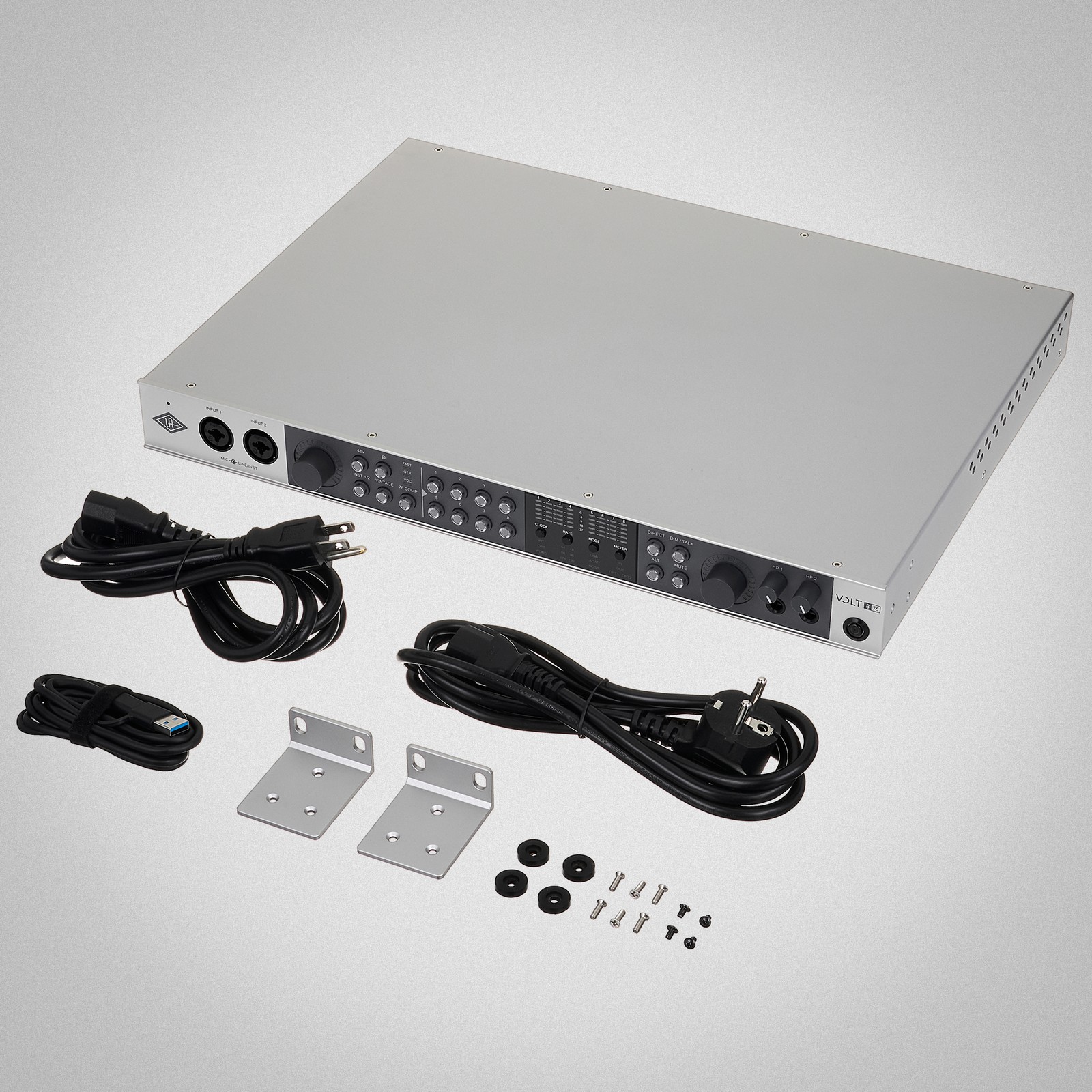 Universal Audio Volt 876 USB Recording Studio, im Rack-Format