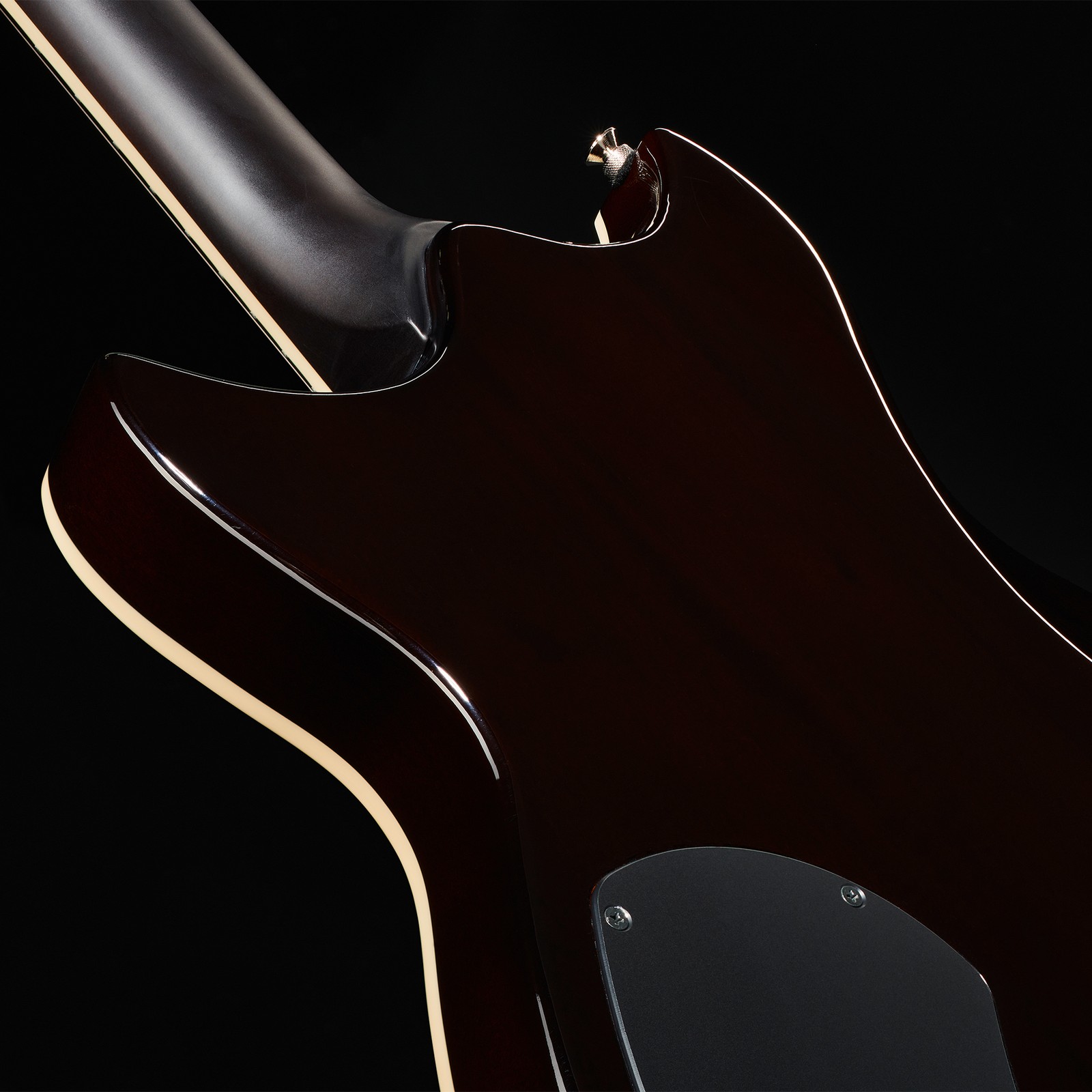 Rückseite der Yamaha Revstar RSS20 Vintage White