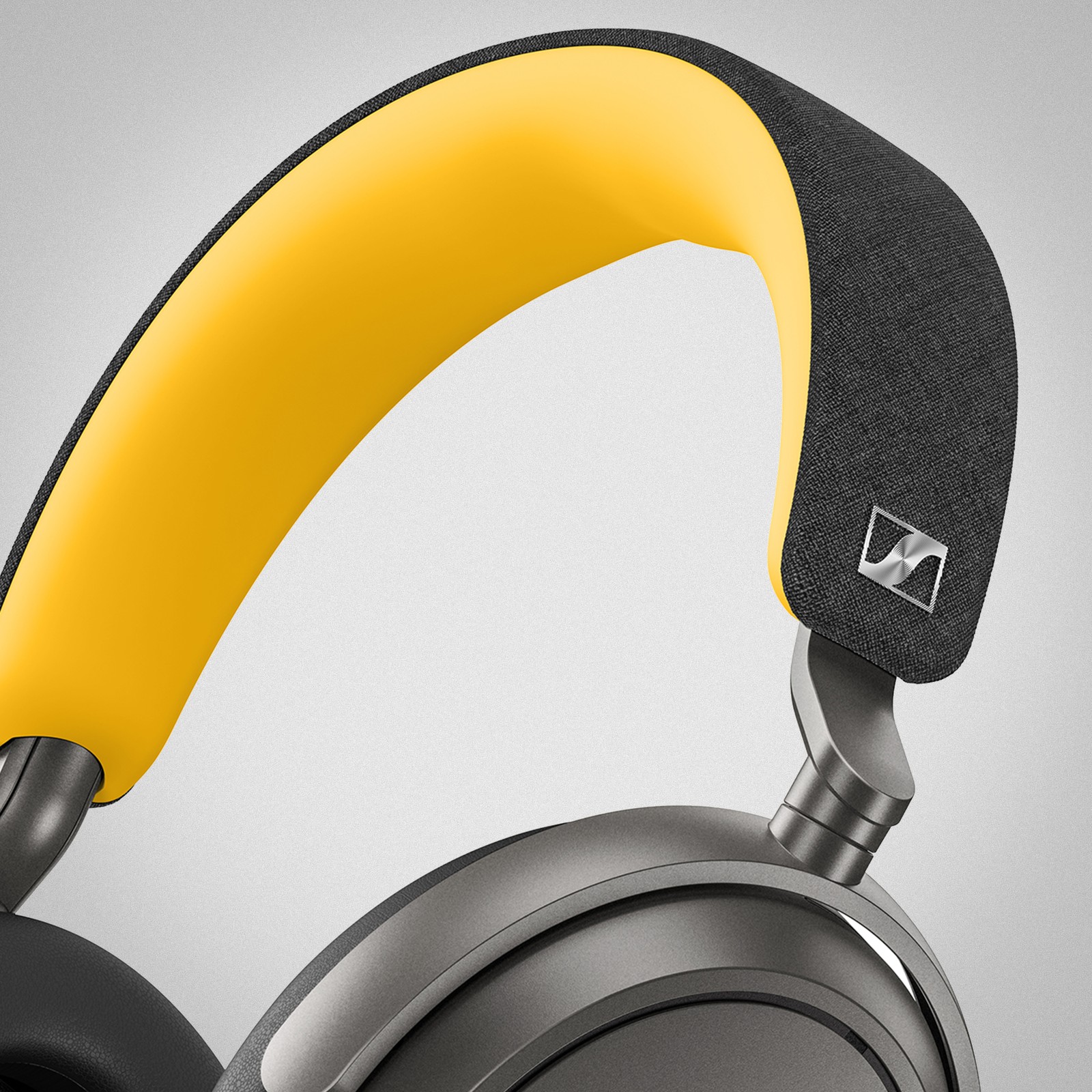 Sennheiser Momentum 4 80th Anniversary, Logo der Bluetooth-Kopfhörer mit Geräuschunterdrückung