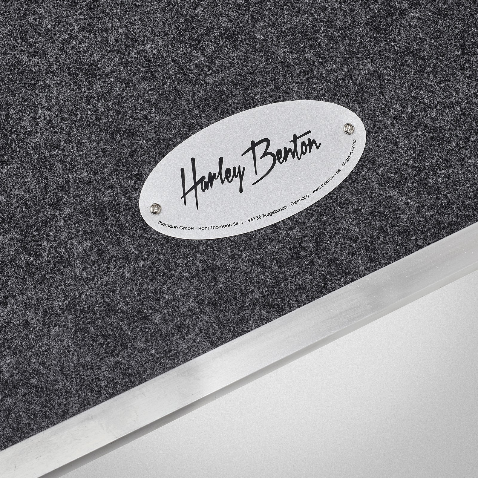 Logo auf Harley Benton Amp Iso 2