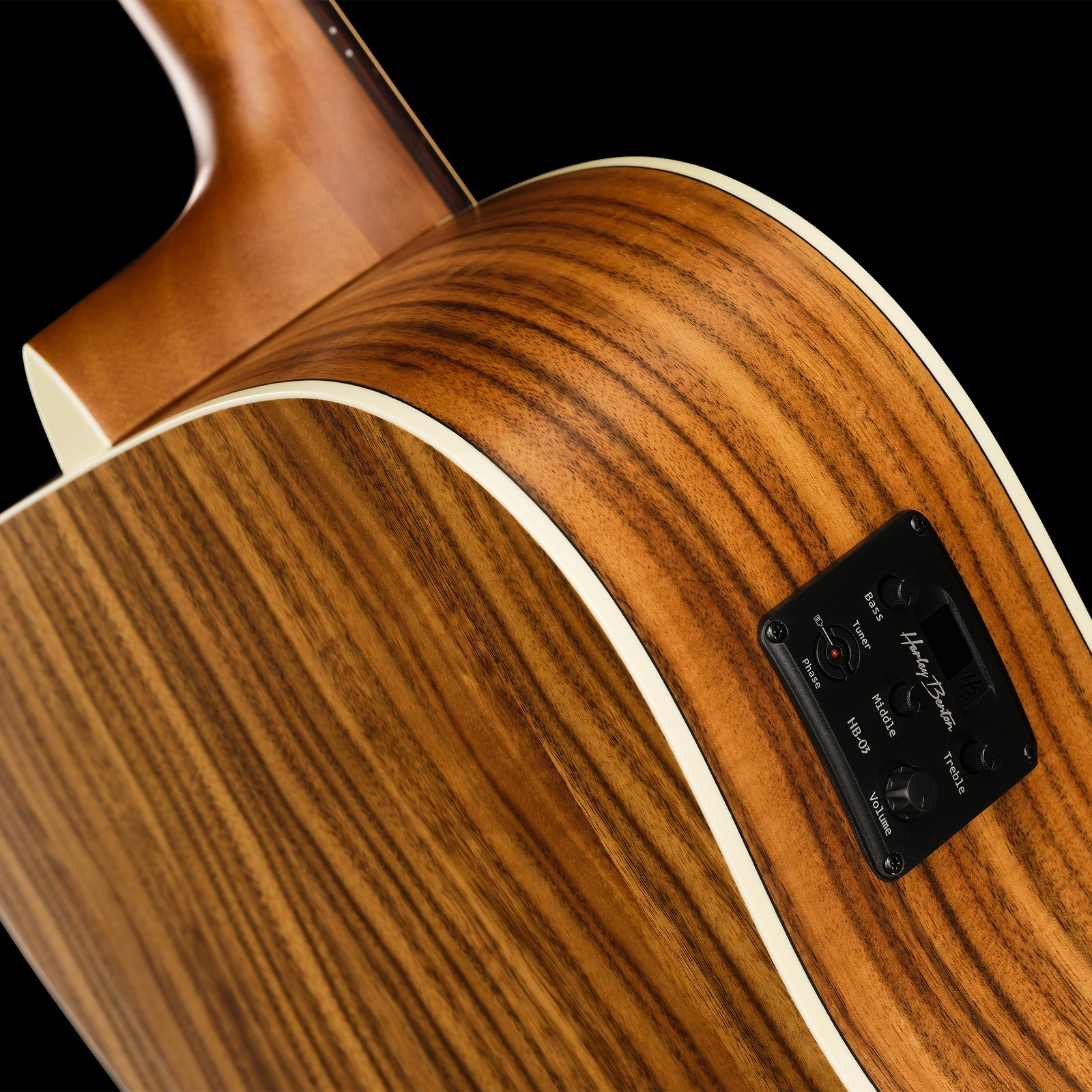 Harley Benton CLD-65AE NT, Preamp