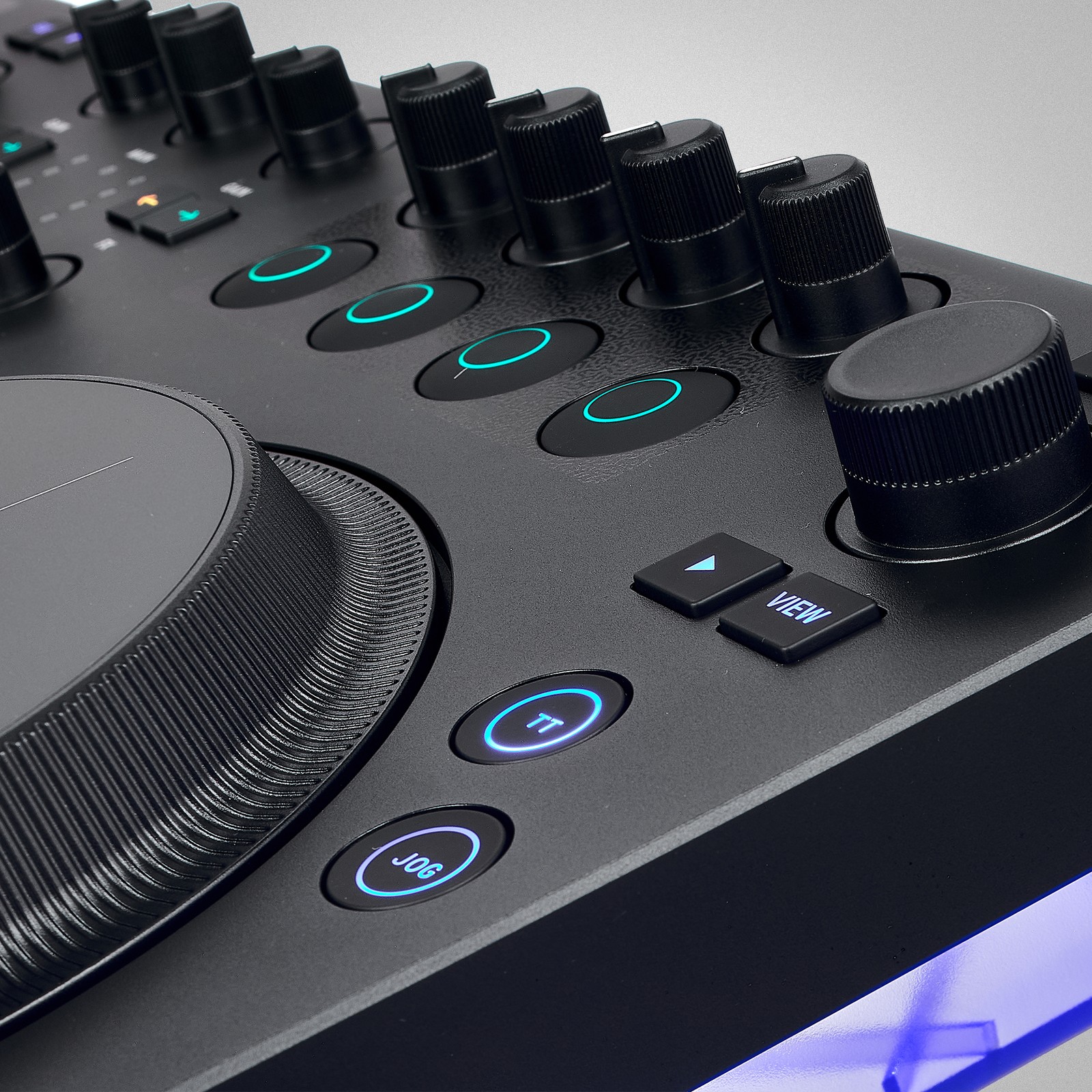 Native Instruments Traktor MX2, Detail