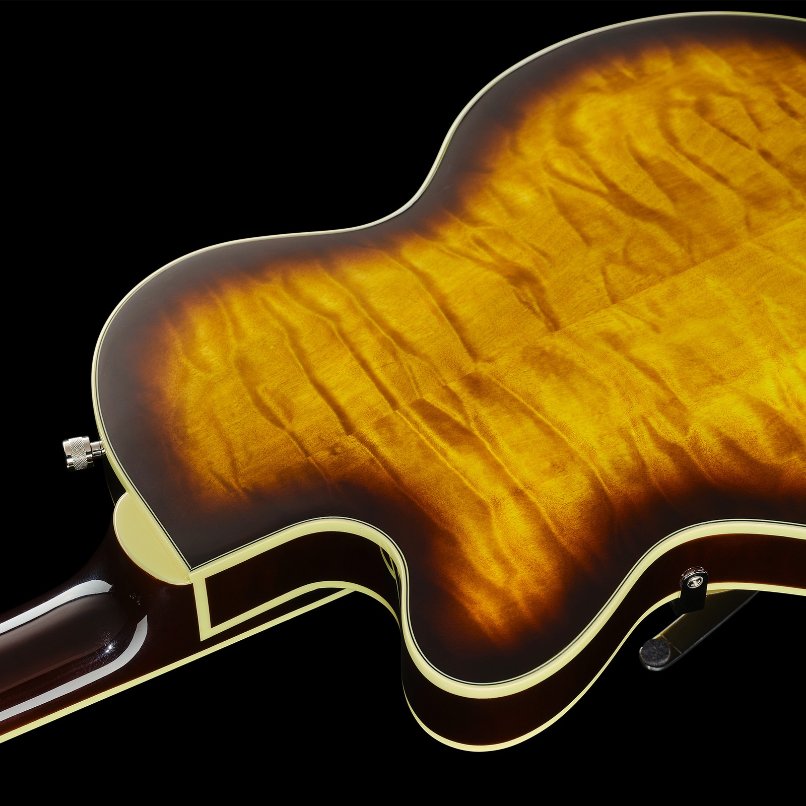 Halsübergang der Gretsch G5655T-QM Electromatic Jr. ST