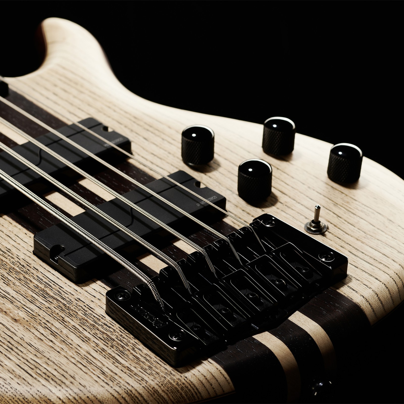 Cort A5 Ultra Ash – Detail