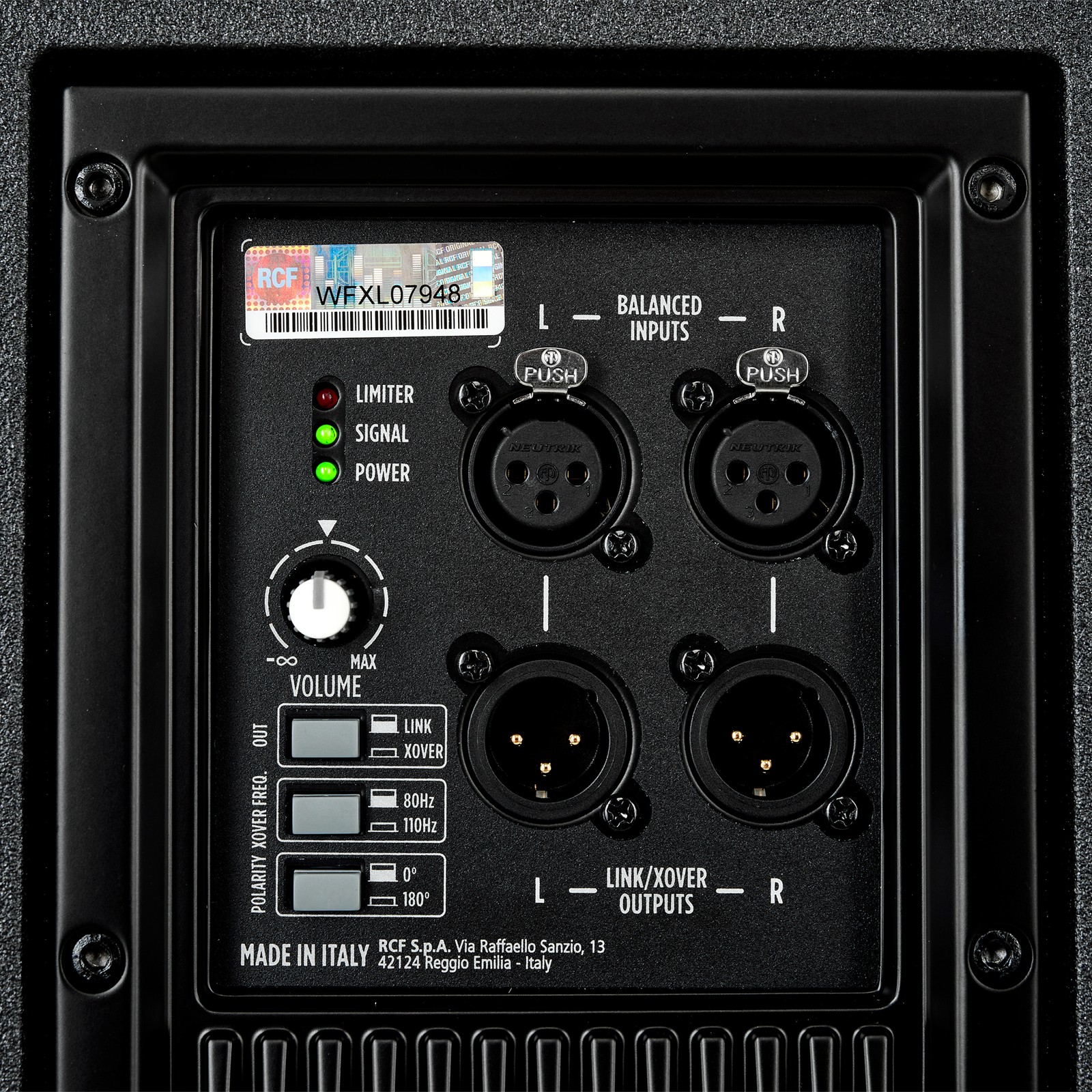 RCF SUB 705-AS MK3, Rückseite