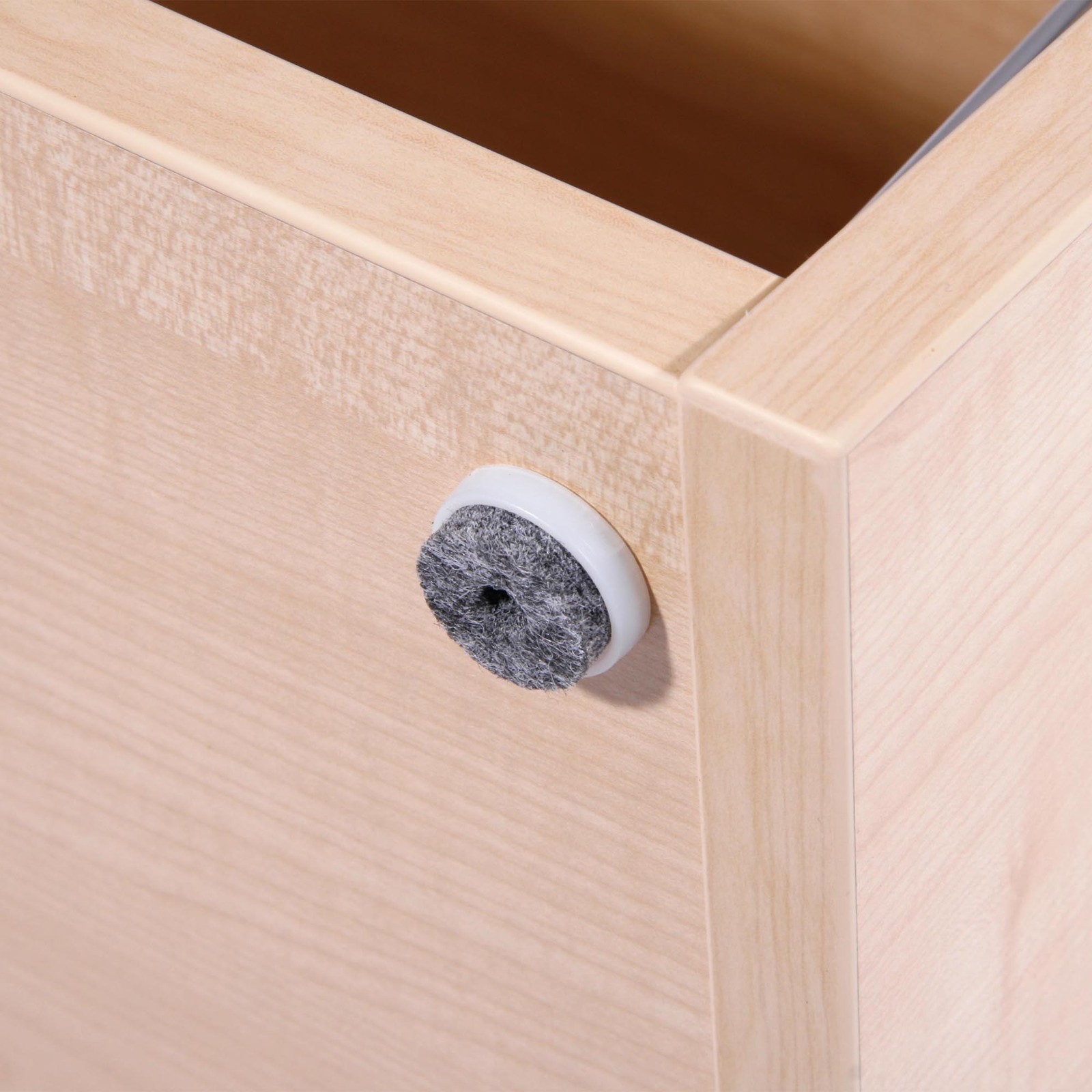 Thon Studio Desktop Rack 6HE Ahorn, Detail des 6 HE Desktop-Rack