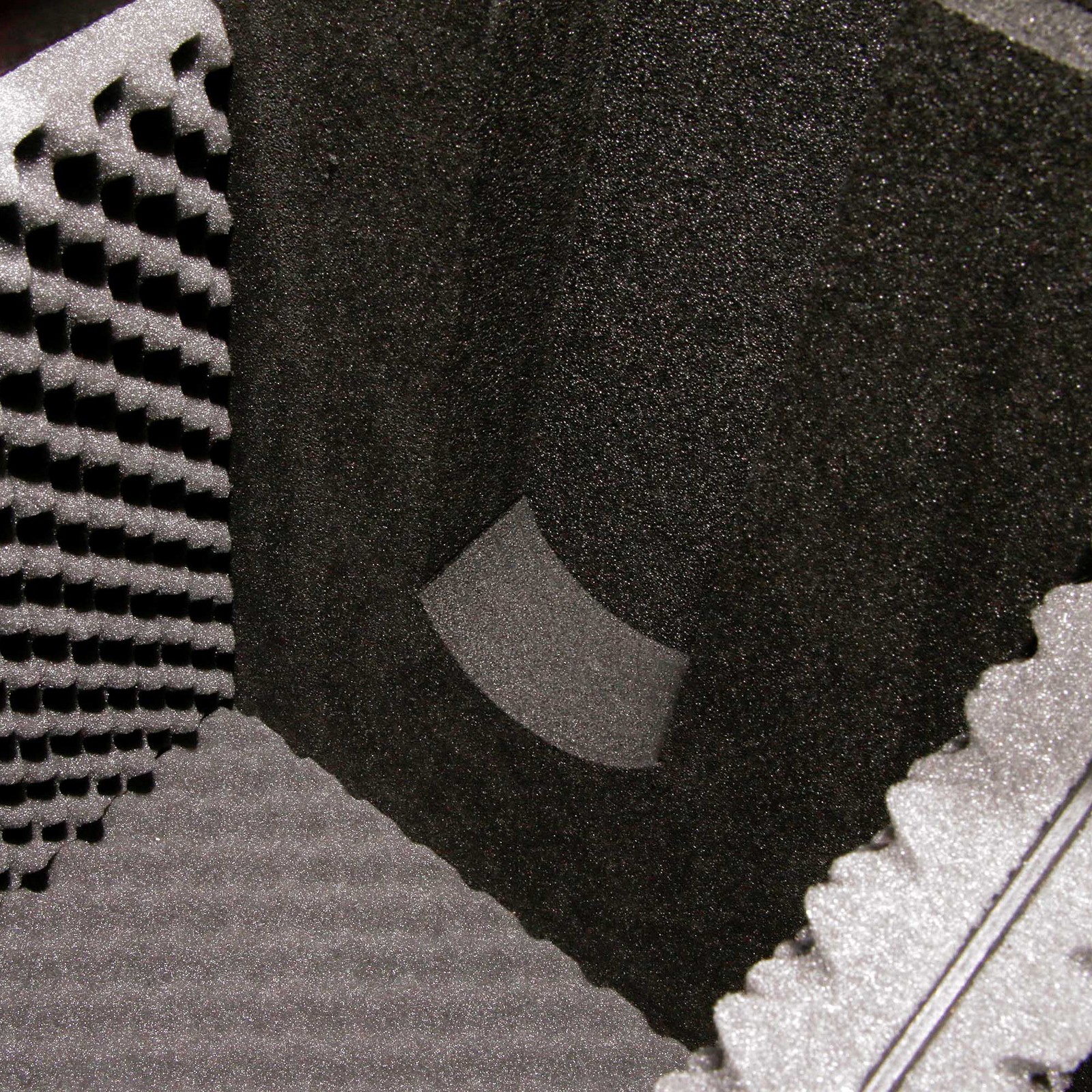 Thon Case Infinite Pixel 360 4in1 Schaumstoff