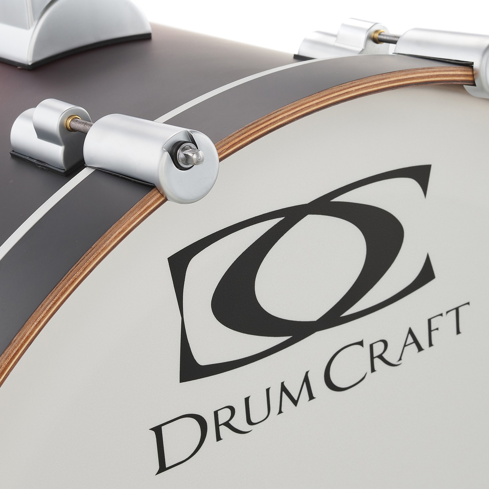 Logo auf der Bass Drum