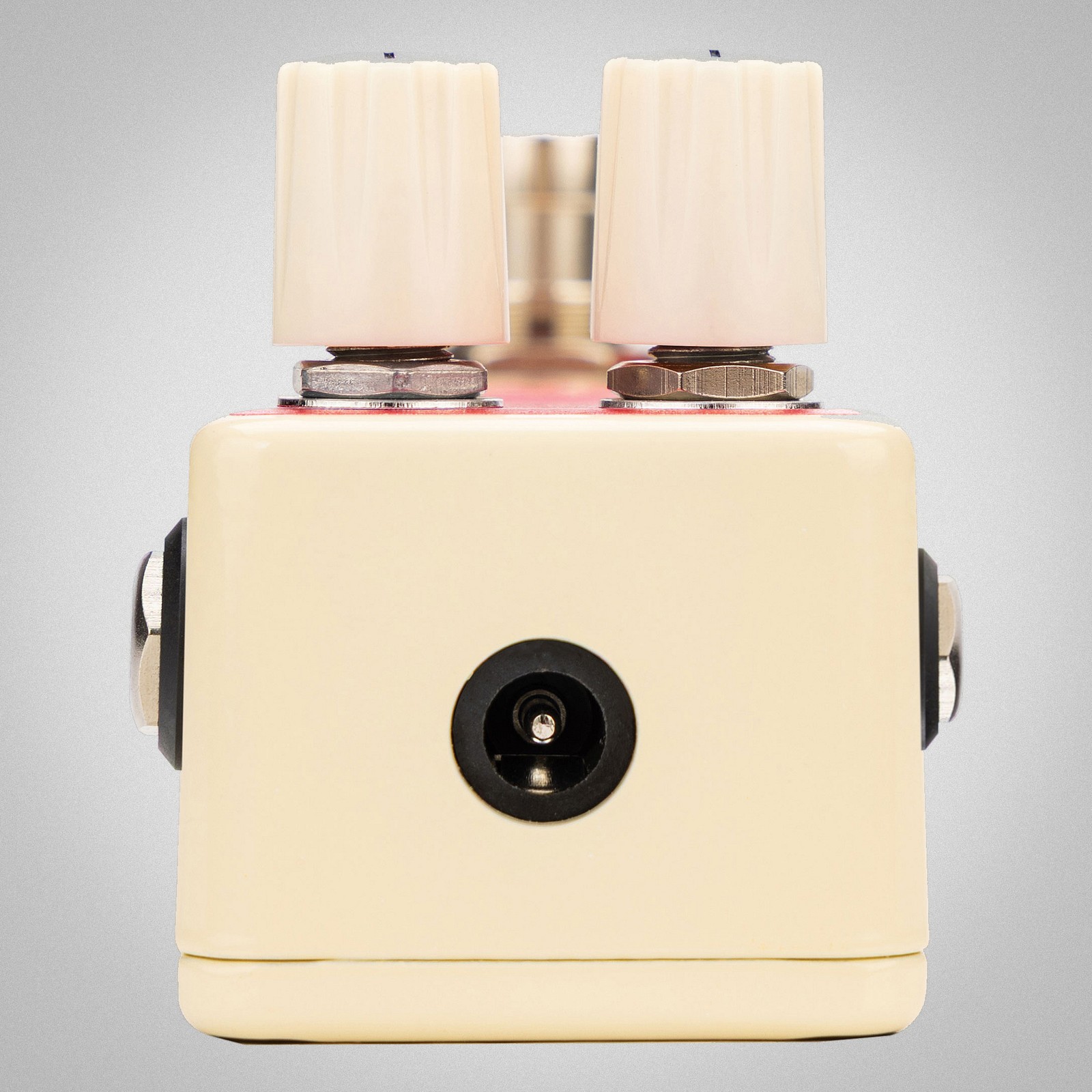 EarthQuaker Devices Barrows Fuzz Attacker, Anschluss