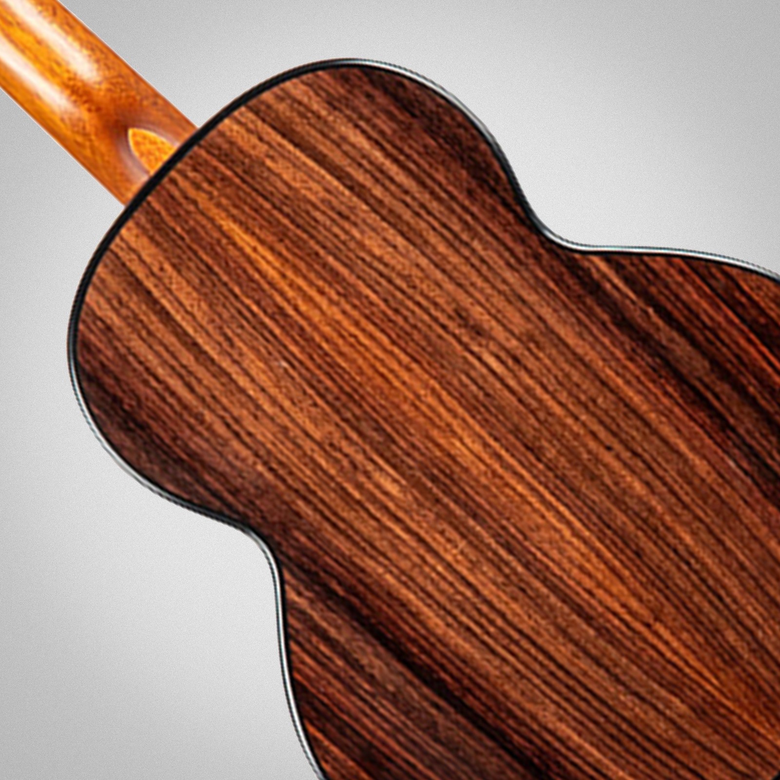 Flight Maia Baritone EQ-A Rosewood, Boden und Zargen aus Palisander laminiert