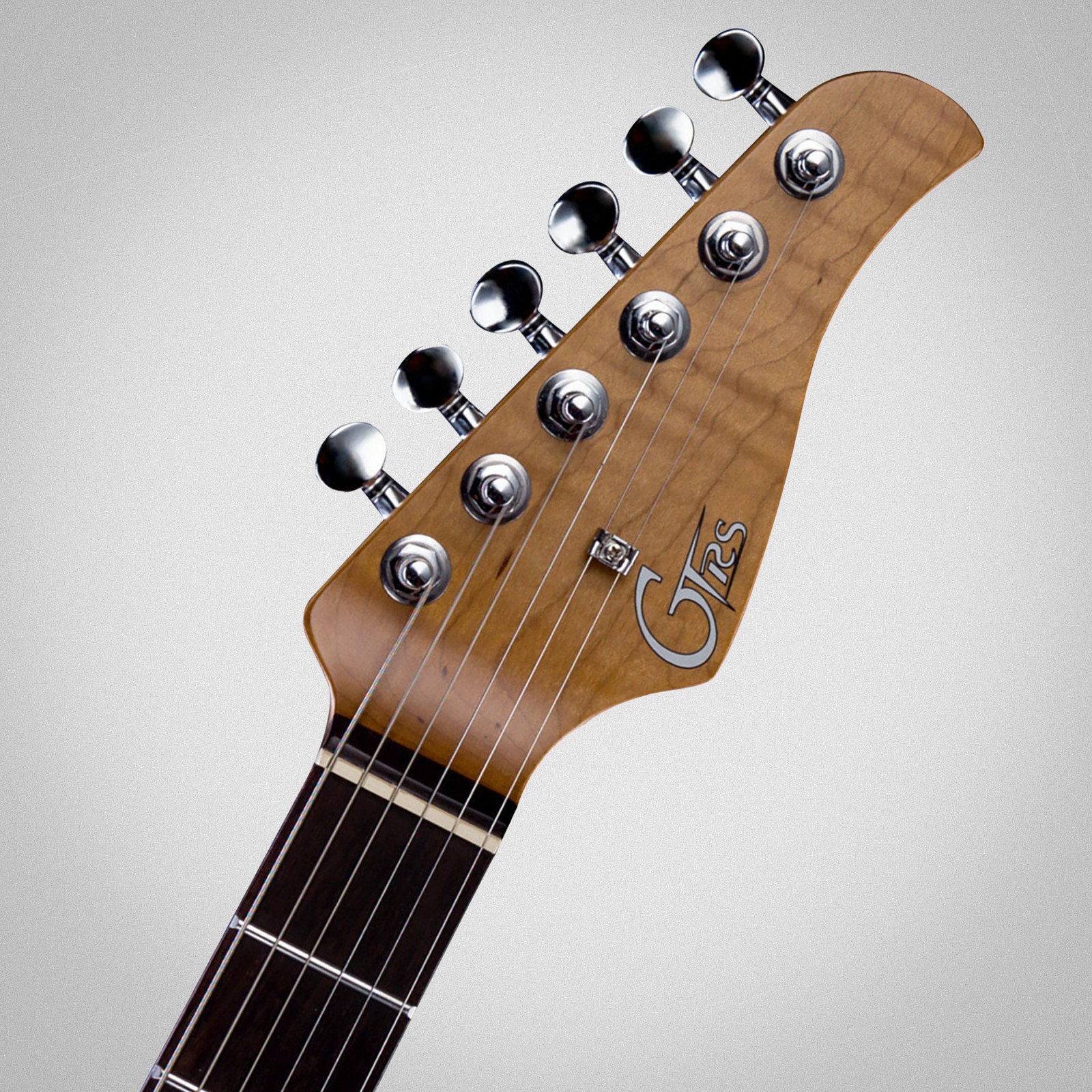 GTRS logo on the headstock of the Mooer GTRS Guitars Prof. 800 FR