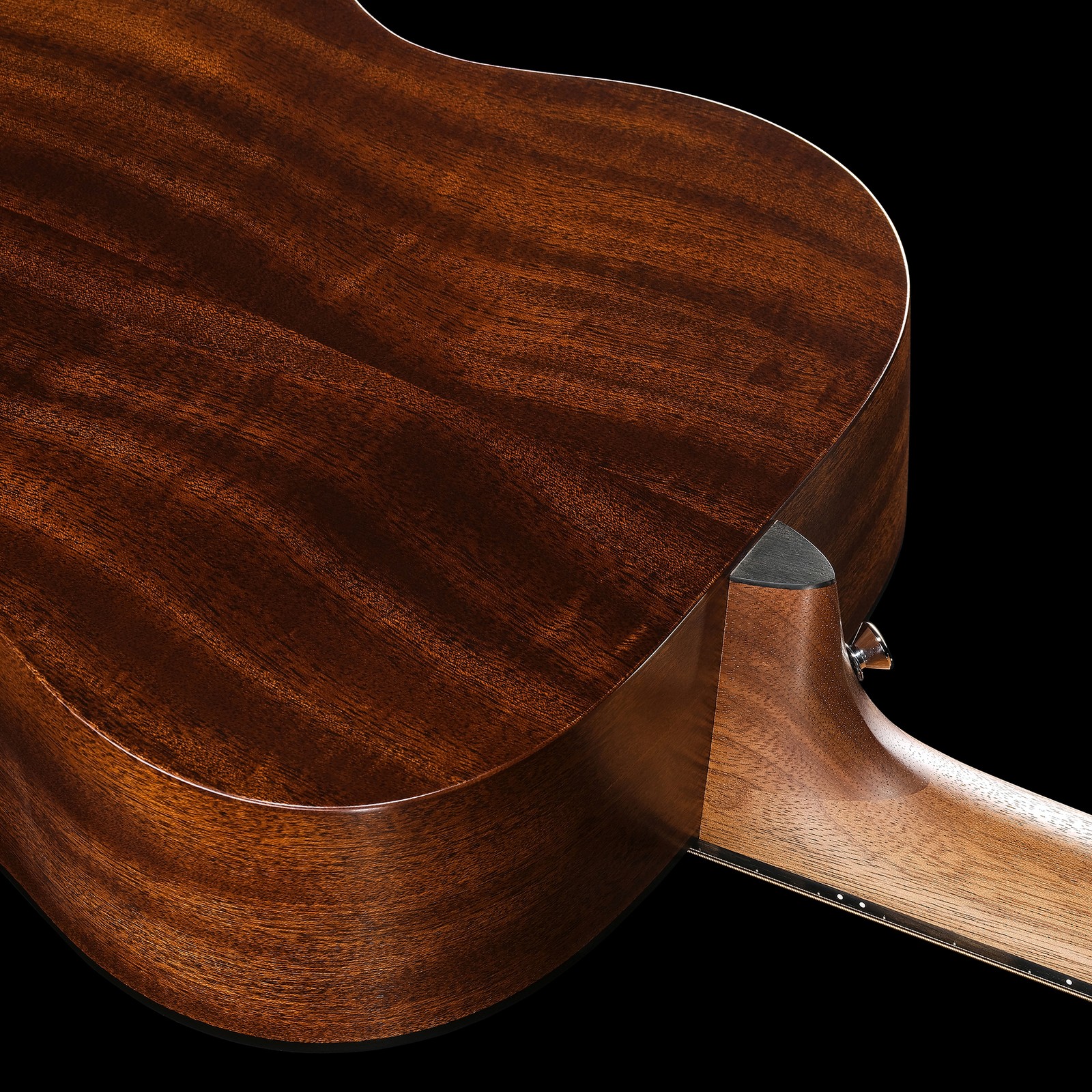 Martin Guitar 000-10E Retro Nat, Rückseite aus Sapele