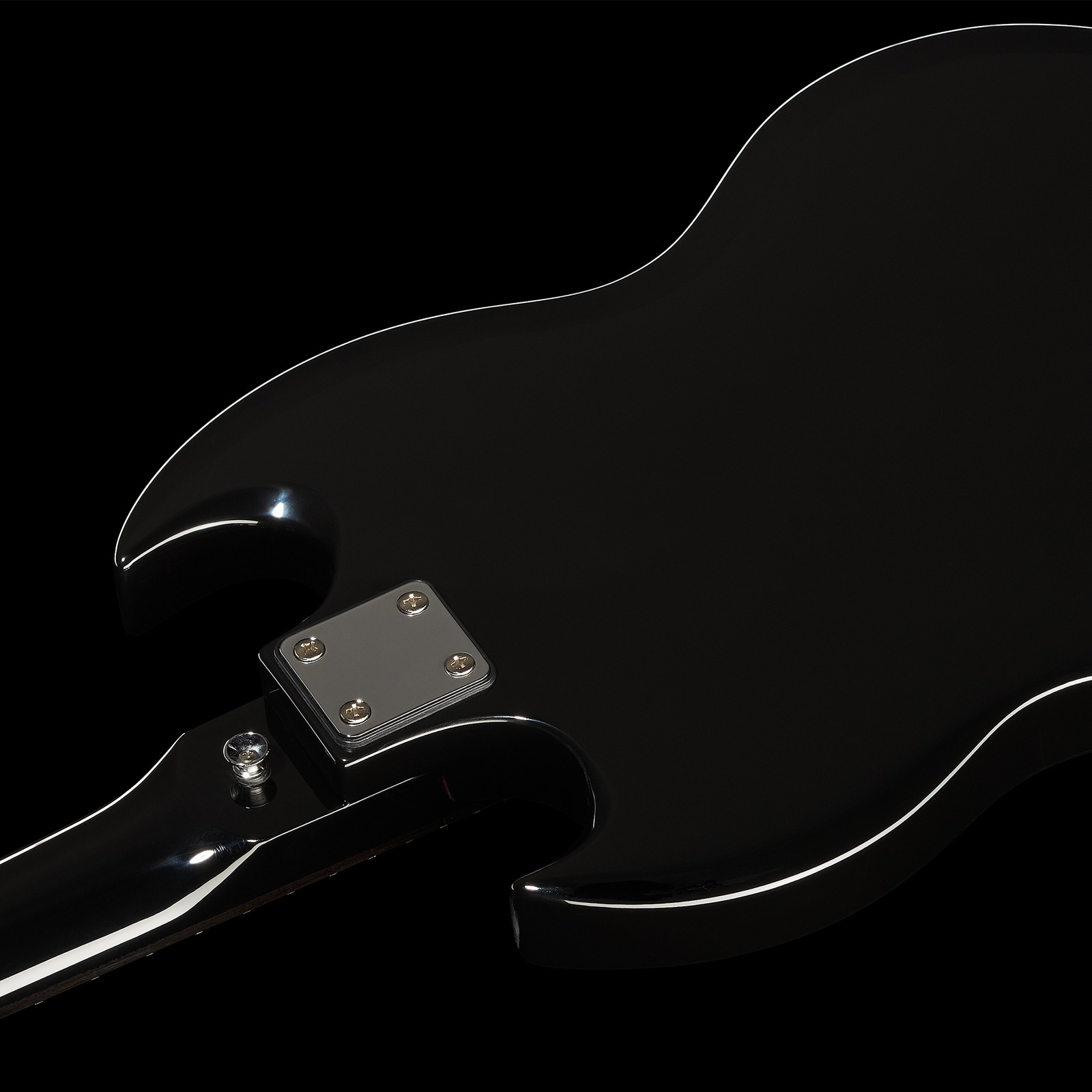 Halsübergang der Harley Benton DC-200 BK Student Series E-Gitarre