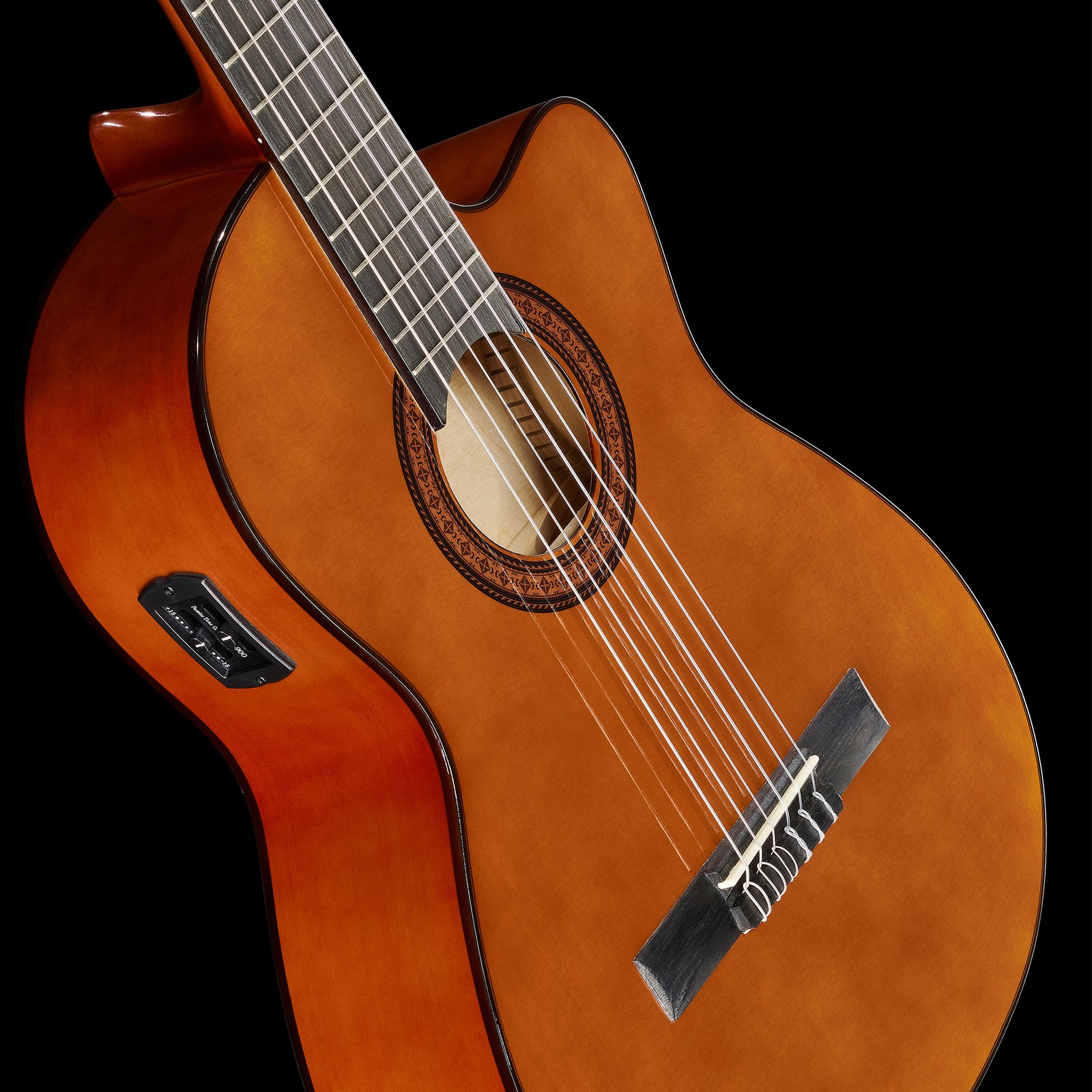 Korpus der Harley Benton CG300CE Konzertgitarre natur