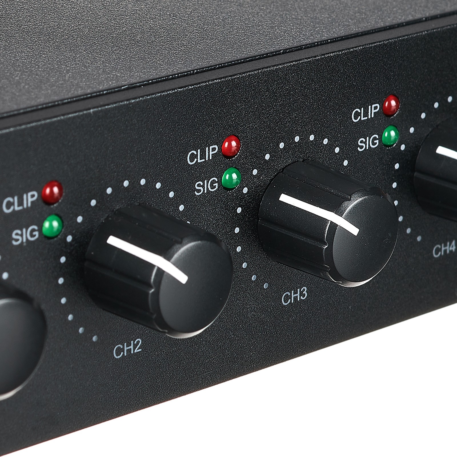 the t.racks DSP 4x4 Amp 4.250 Endstufe Potis