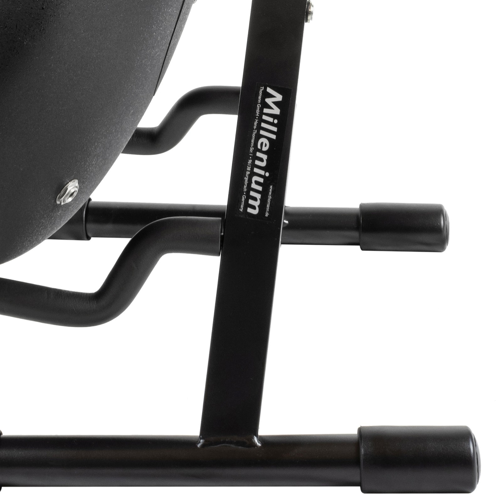 Millenium GS2001 A von der Seite mit Ovation Gitarre