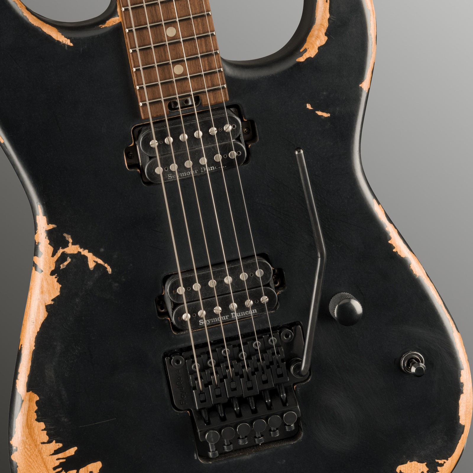 Seymour Duncan JB und '59 Humbucker und Floyd Rose 1000 auf der Charvel Pro Mod RELic SRS SD1 HH WBK