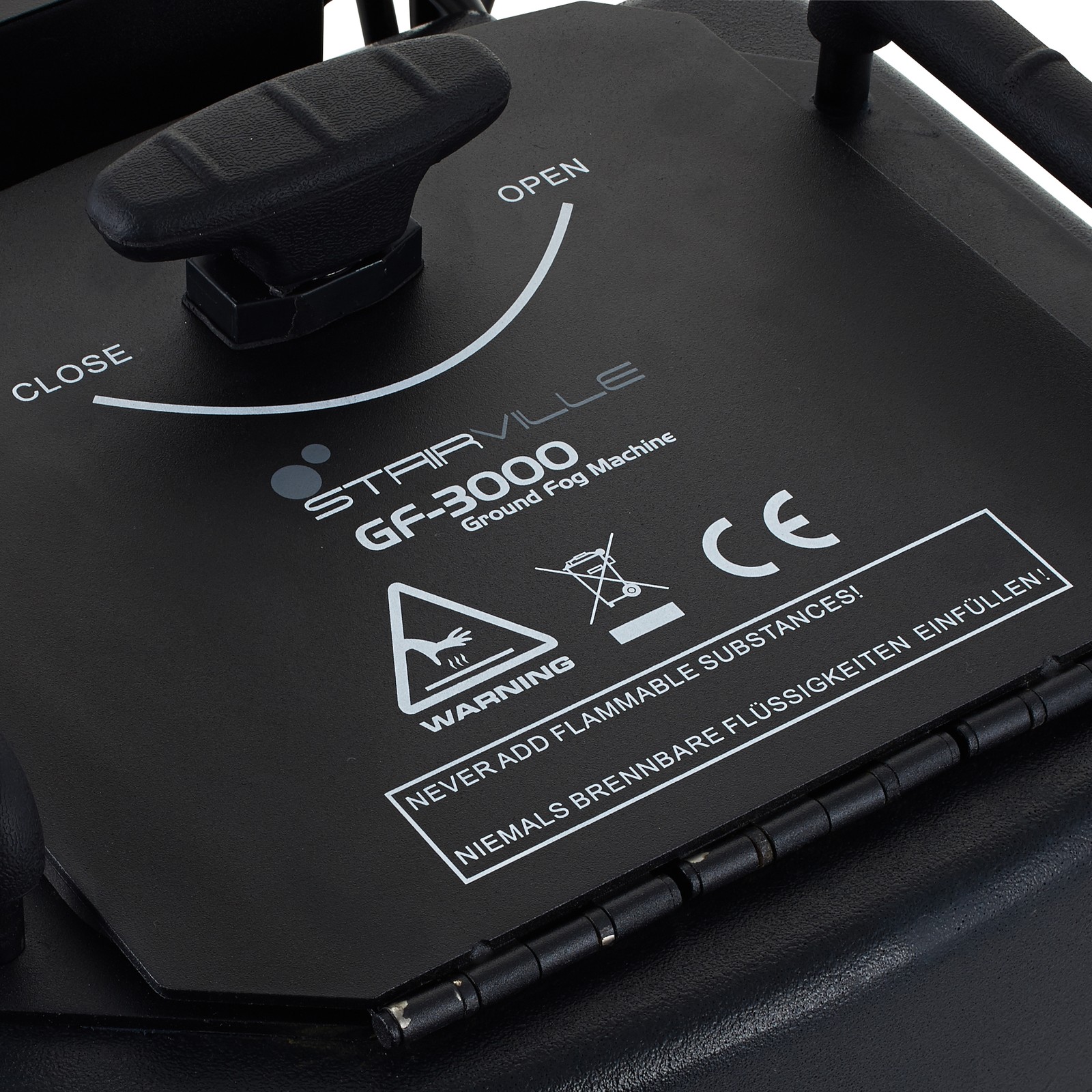 Gehäuseoberseite der Stairville GF-3000 Ground Fog Machine