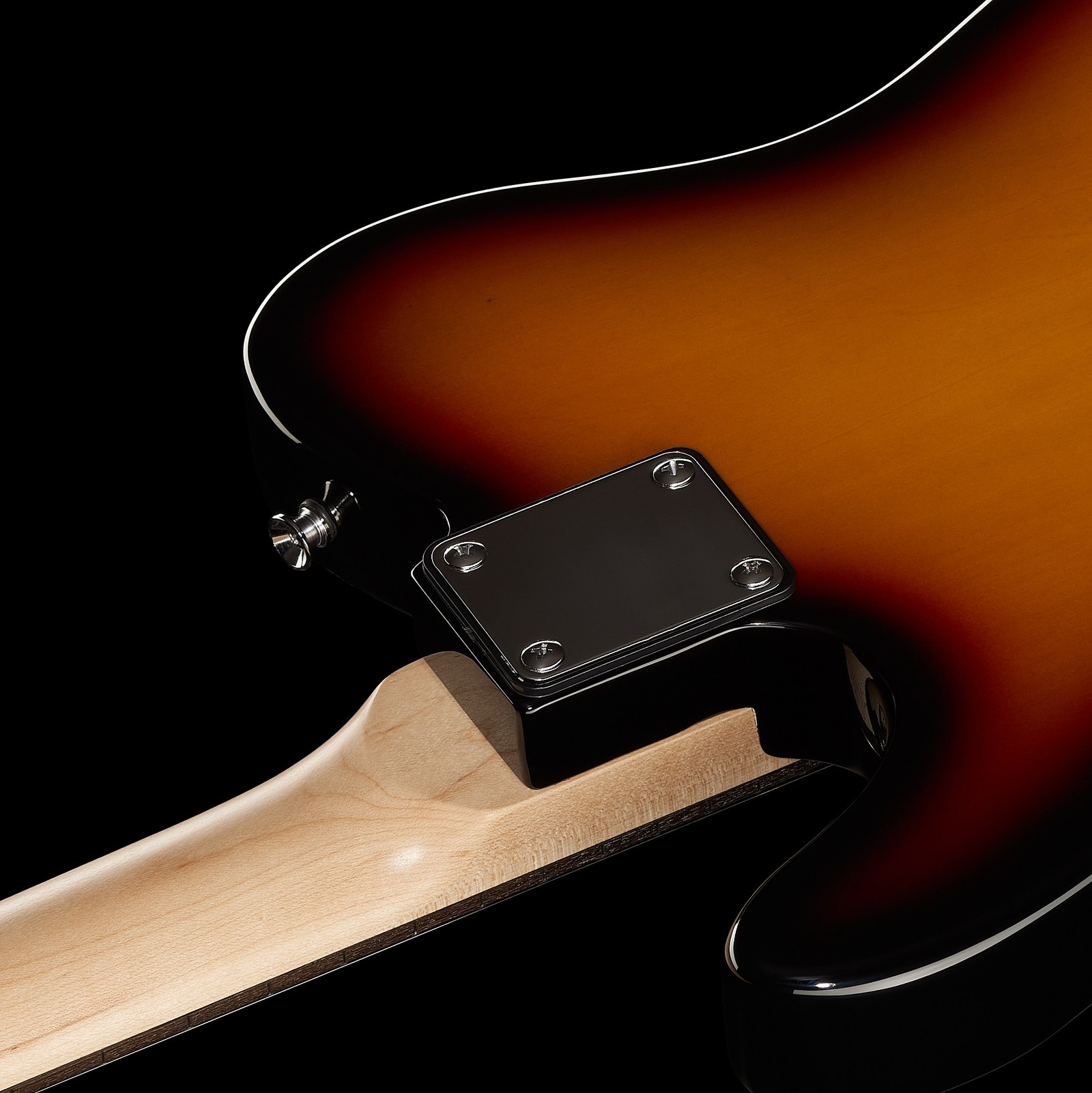 Geschraubter Hals auf der Rückseite der Harley Benton TE-20 SB Standard Series