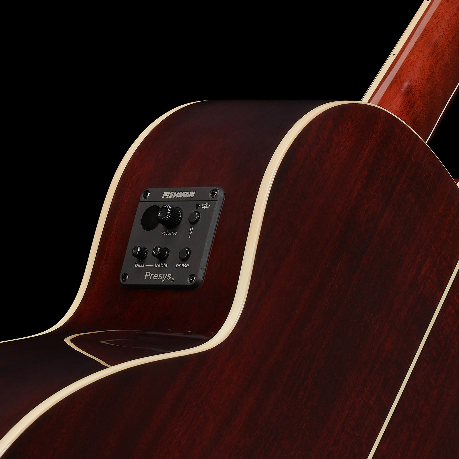 Preamp Fishman Presys-II in der Zarge der Harley Benton Custom Line CLJ-412E LH SB