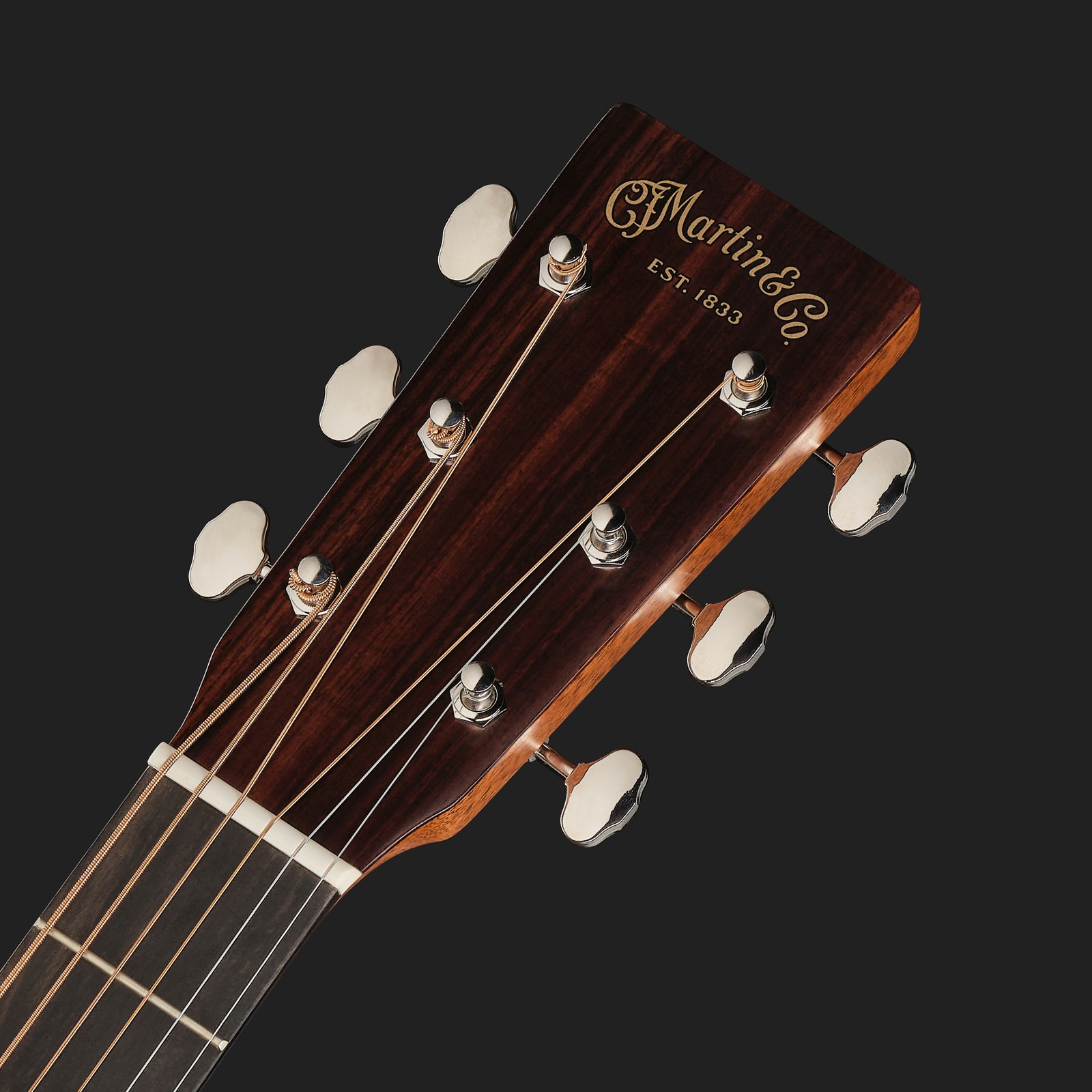 Kopfplatte der Martin Guitars D18 Sunburst