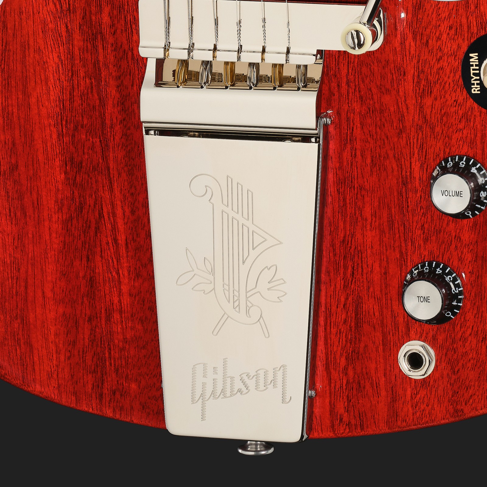 Gibson Maestro Vobrola Tremolo auf der Gibson SG 61 Standard Maestro VC