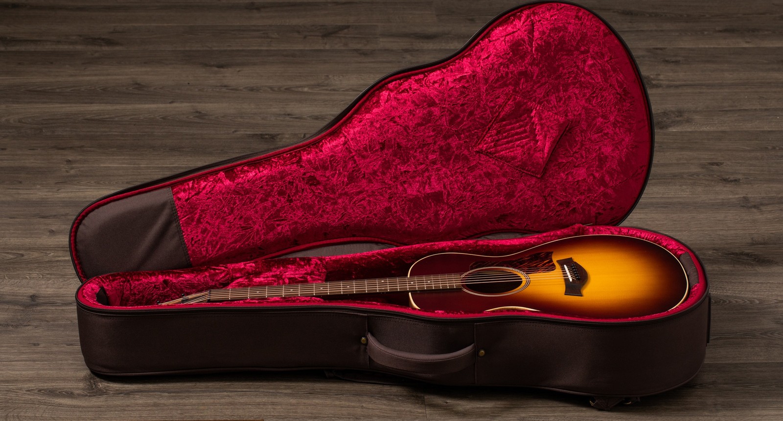 Westerngitarre Taylor American Dream AD12e SB im Aero Case