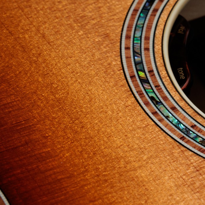 Torrefizierte Sitka-Fichtendecke