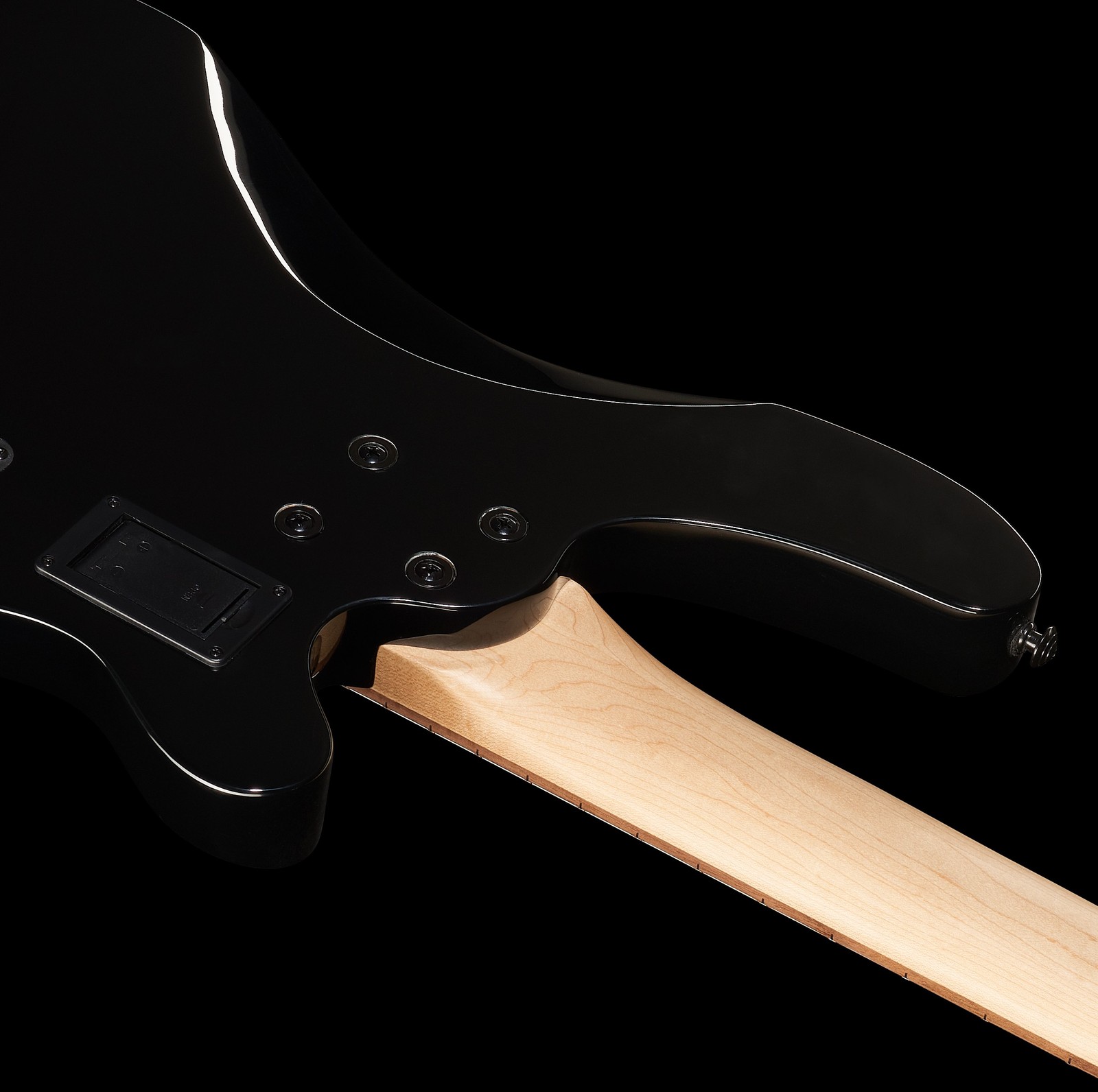 Harley Benton B-450LH BK Progressive Series, Rückseite