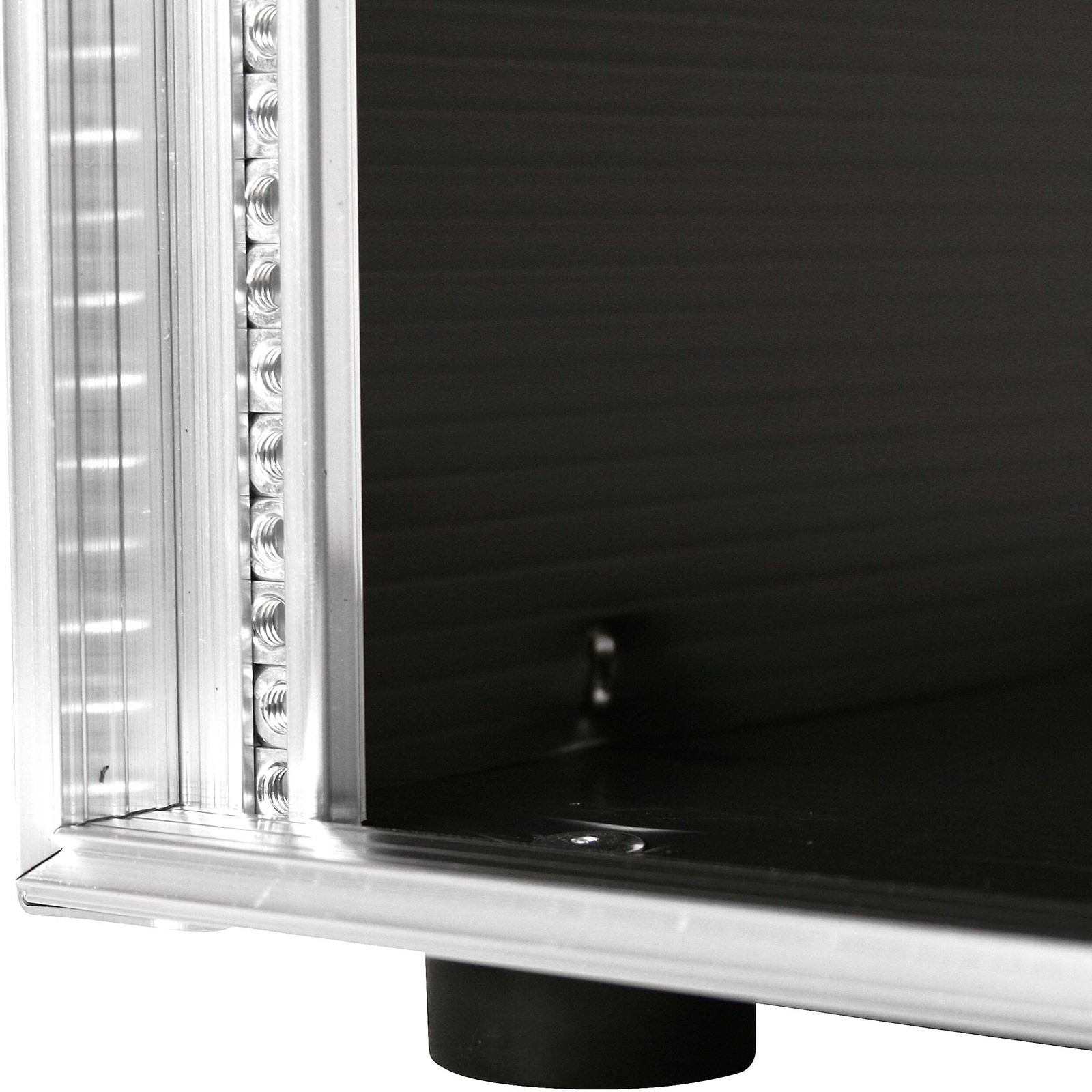 Thon Rack 5U Eco II 35 geöffnet