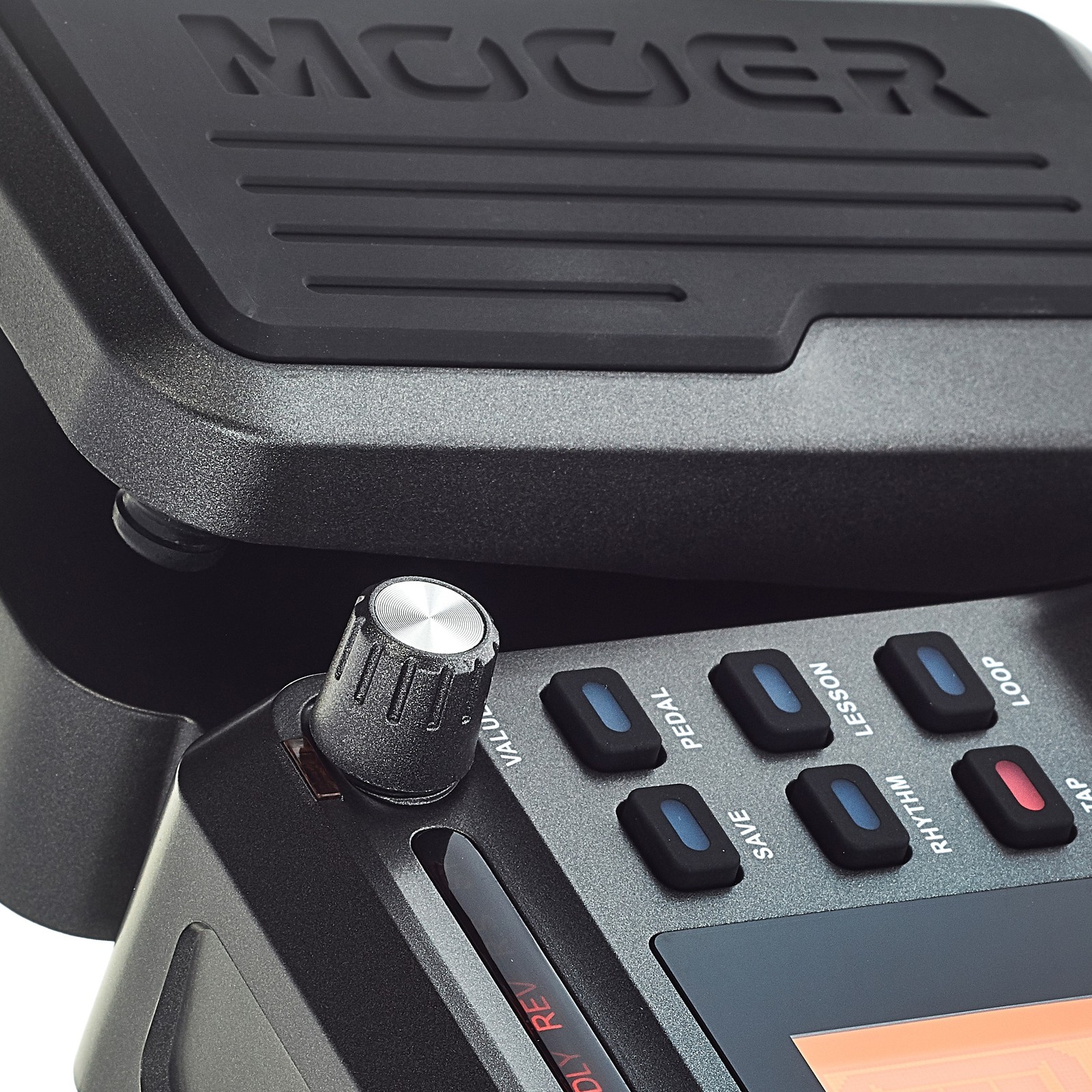 Expression Pedal of the Mooer GE100 Box Guitar Multi FX