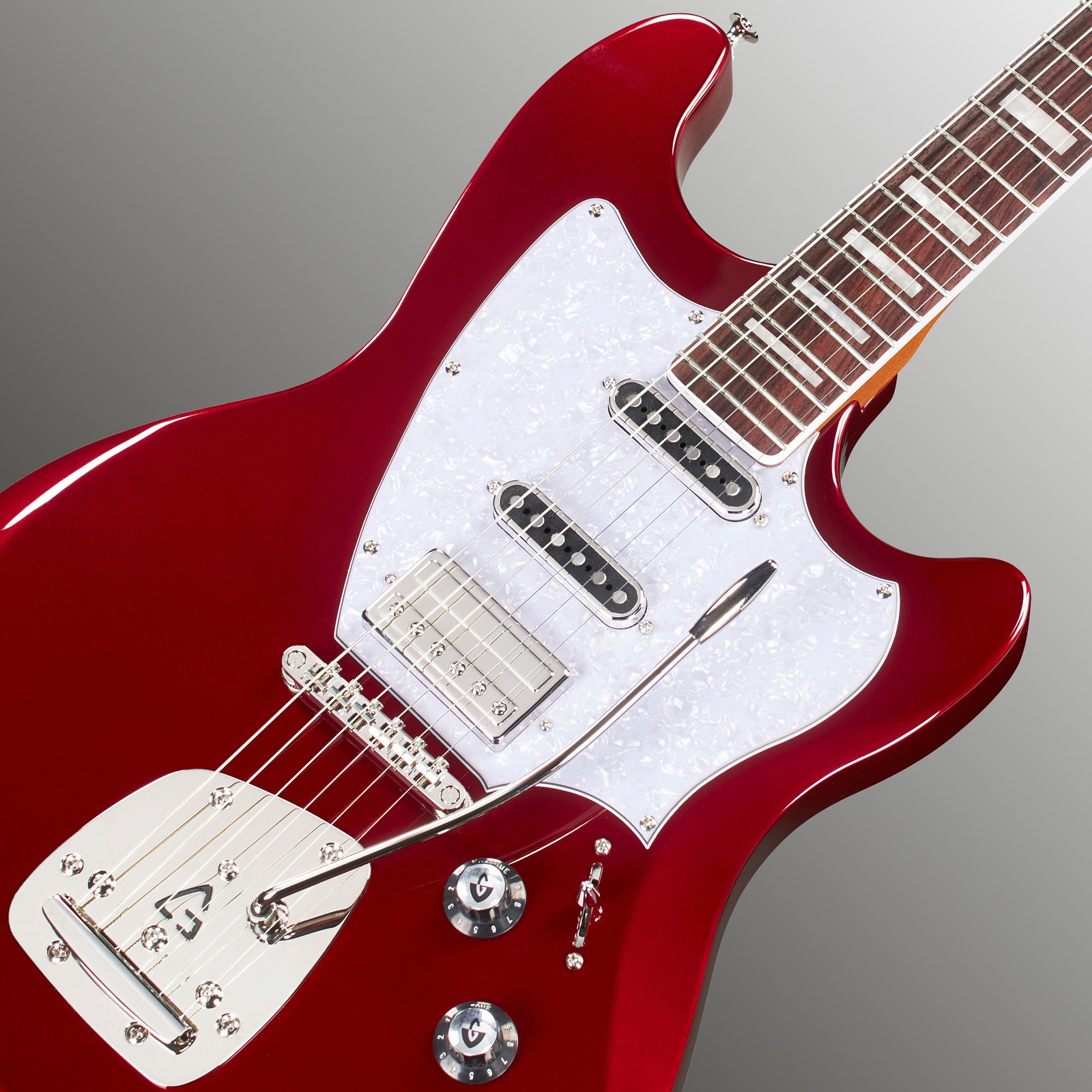 Guild Surfliner Deluxe SRM E-Gitarre mit Humbucker, Singlecoils und Tremolo