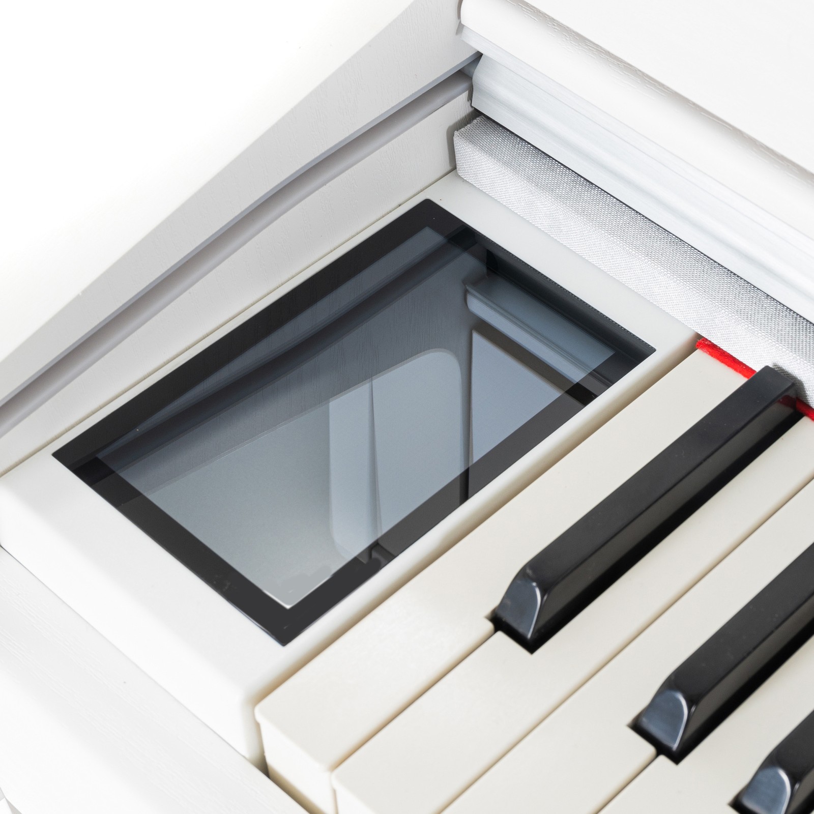 Bildschirm des Klaviers Gewa UP 405 White