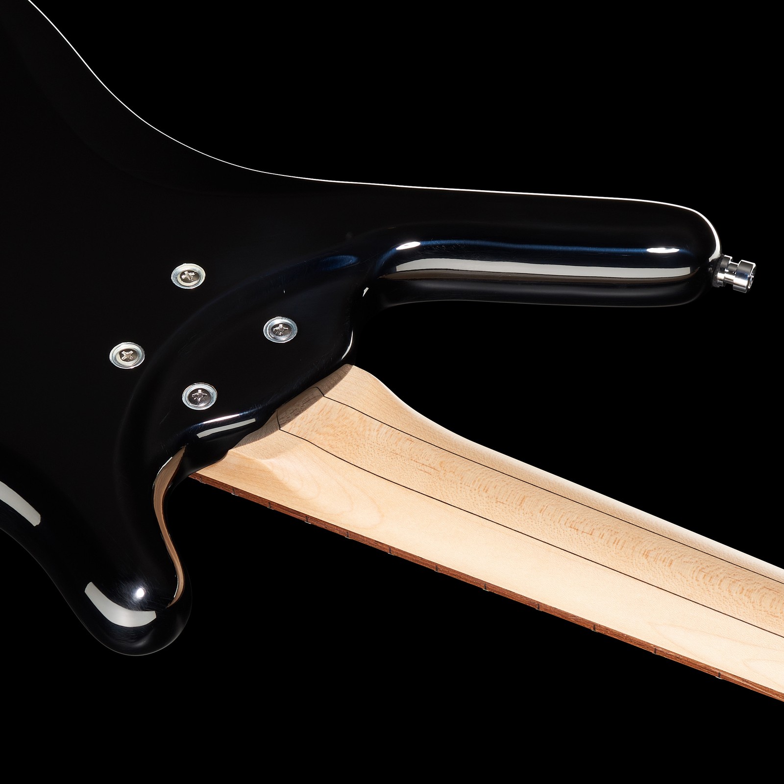 Bolt-on maple neck, Warwick RockBass Corvette Basic Black Short Scale, electric bass guitar