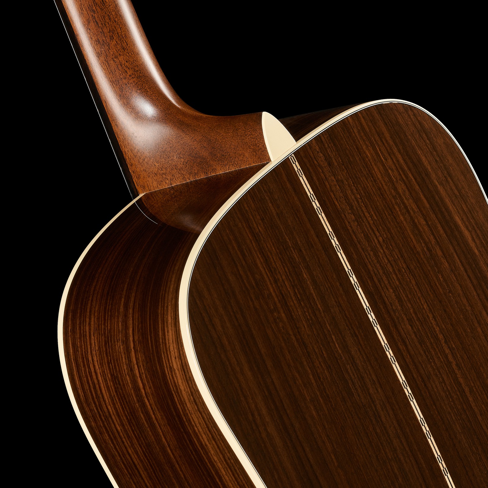 Halsübergang der Martin Guitars D28 LH Westerngitarre