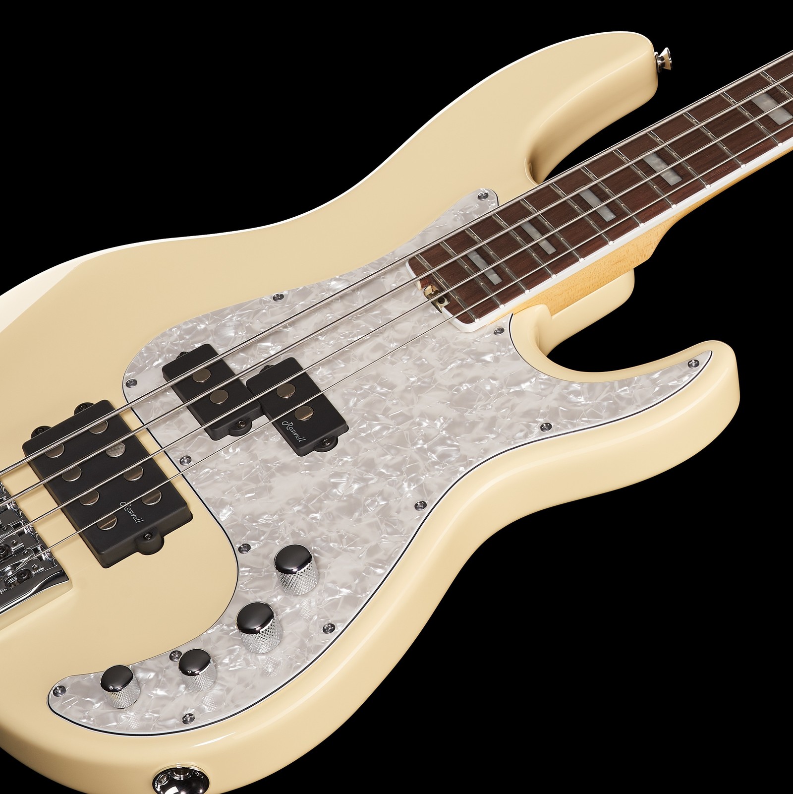 Humbucker und splitcoil auf dem E-Bass Harley Benton Enhanced MP-4EB Creme