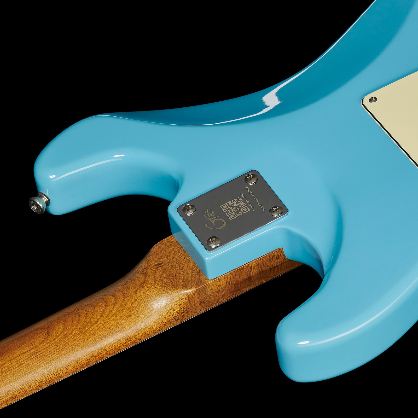 Bolt-on neck on the Mooer GTRS Guitars Standard 801 SB, rear view