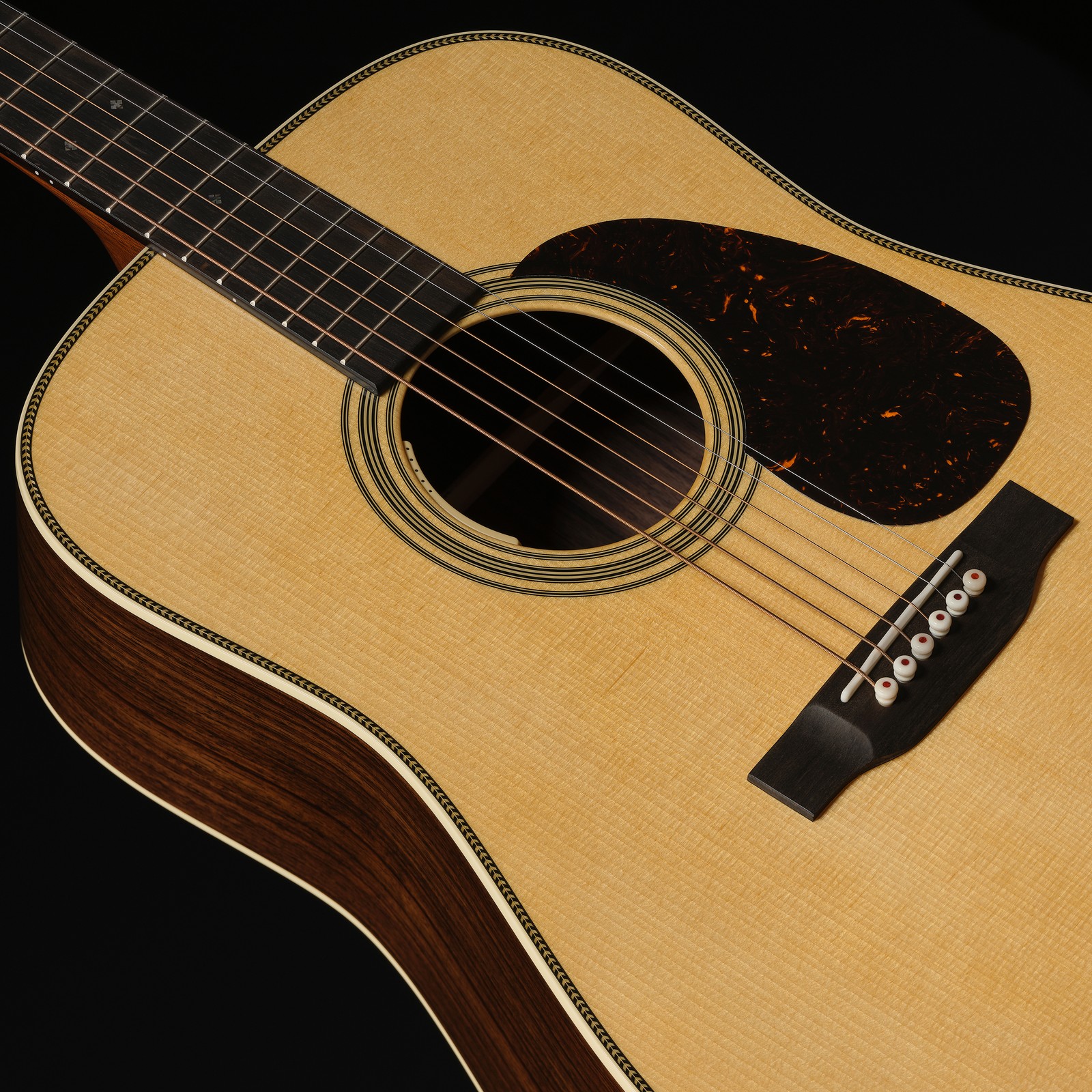 Fichtendecke der Martin Guitar HD28E LRB Westerngitarre