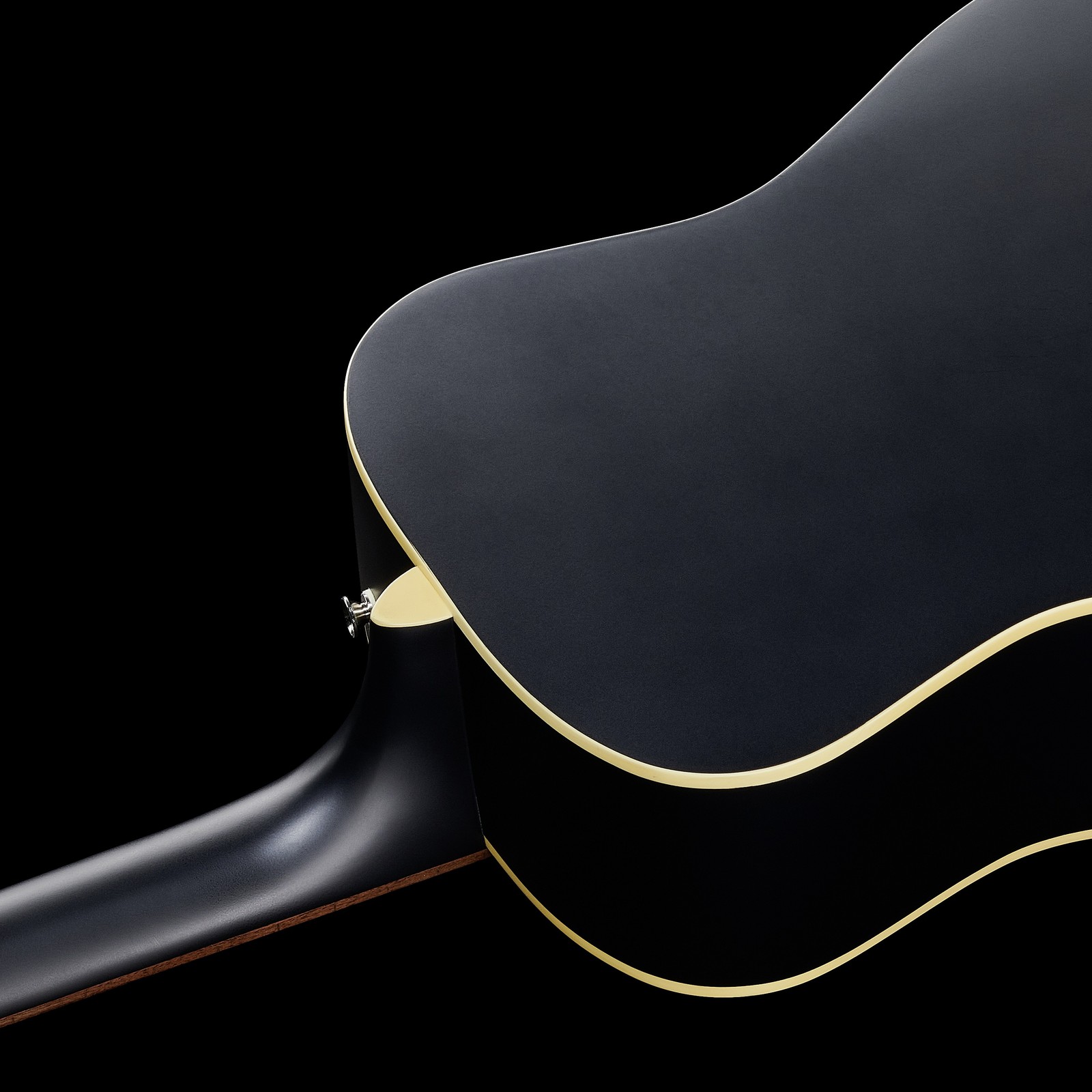 Vue arrière du corps noir de la Fender Joe Strummer Campfire