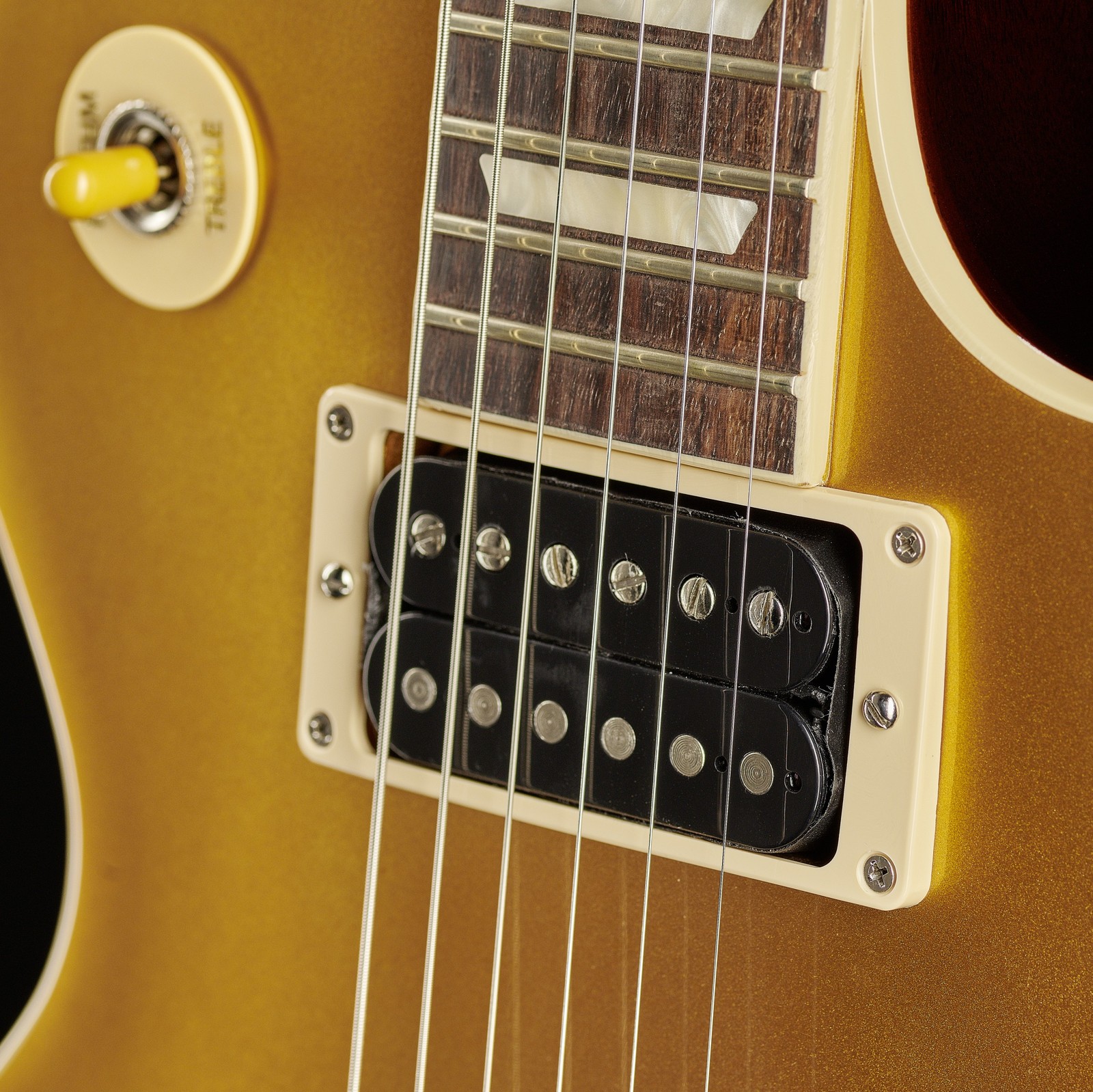Offener Humbucker Tonabnehmer in der Gibson Les Paul Slash Standard Gold Top